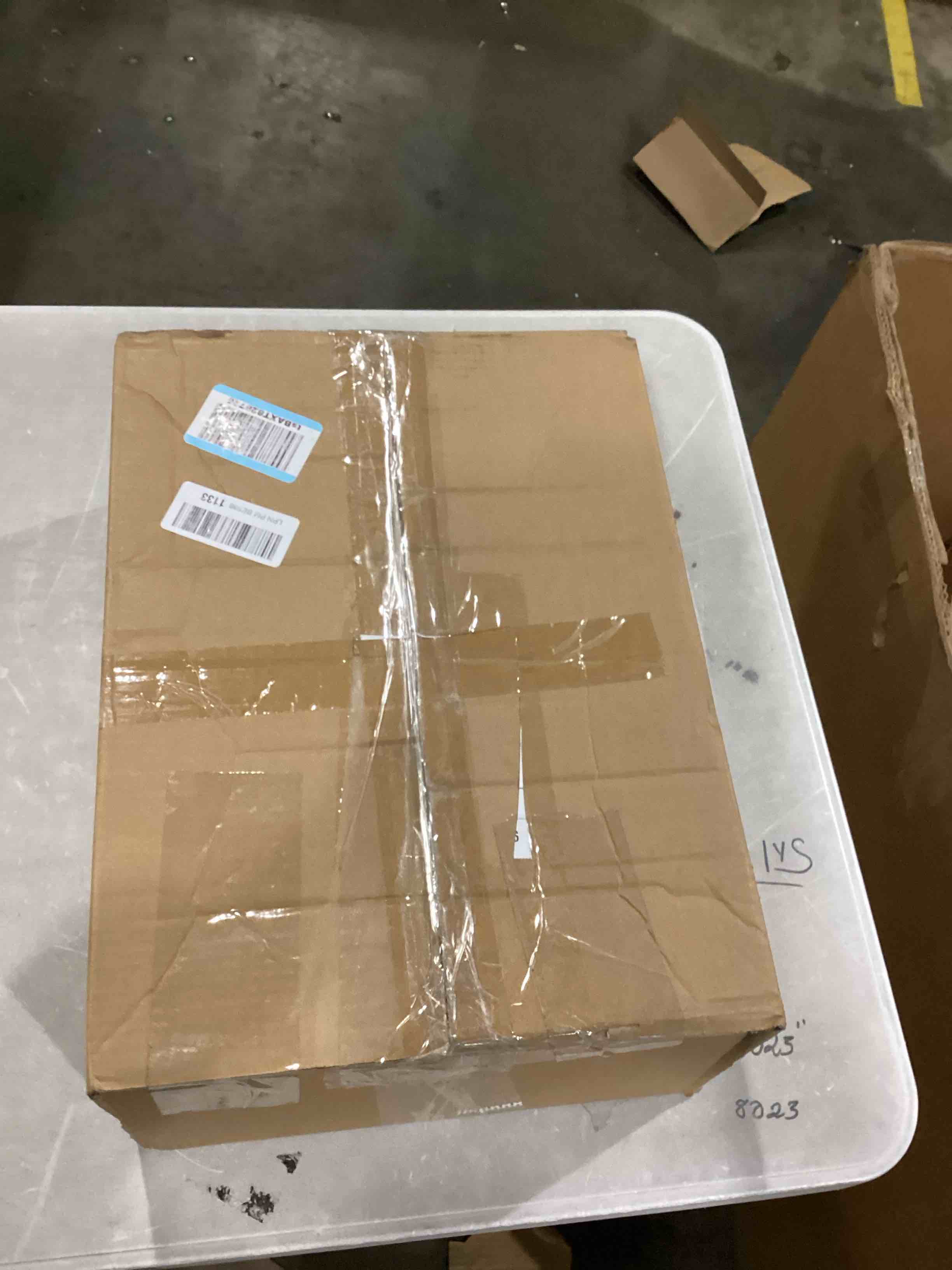 https://s3.amazonaws.com/lotting-images-prod/bidfta/GRN6714357_1735929161932.jpeg