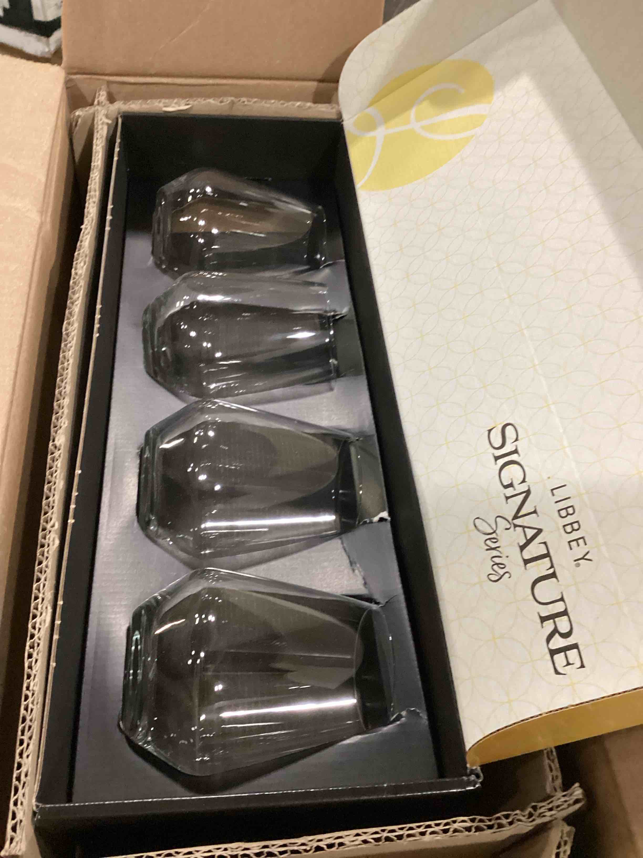 https://s3.amazonaws.com/lotting-images-prod/bidfta/GRN6714440_1736268862929.jpeg