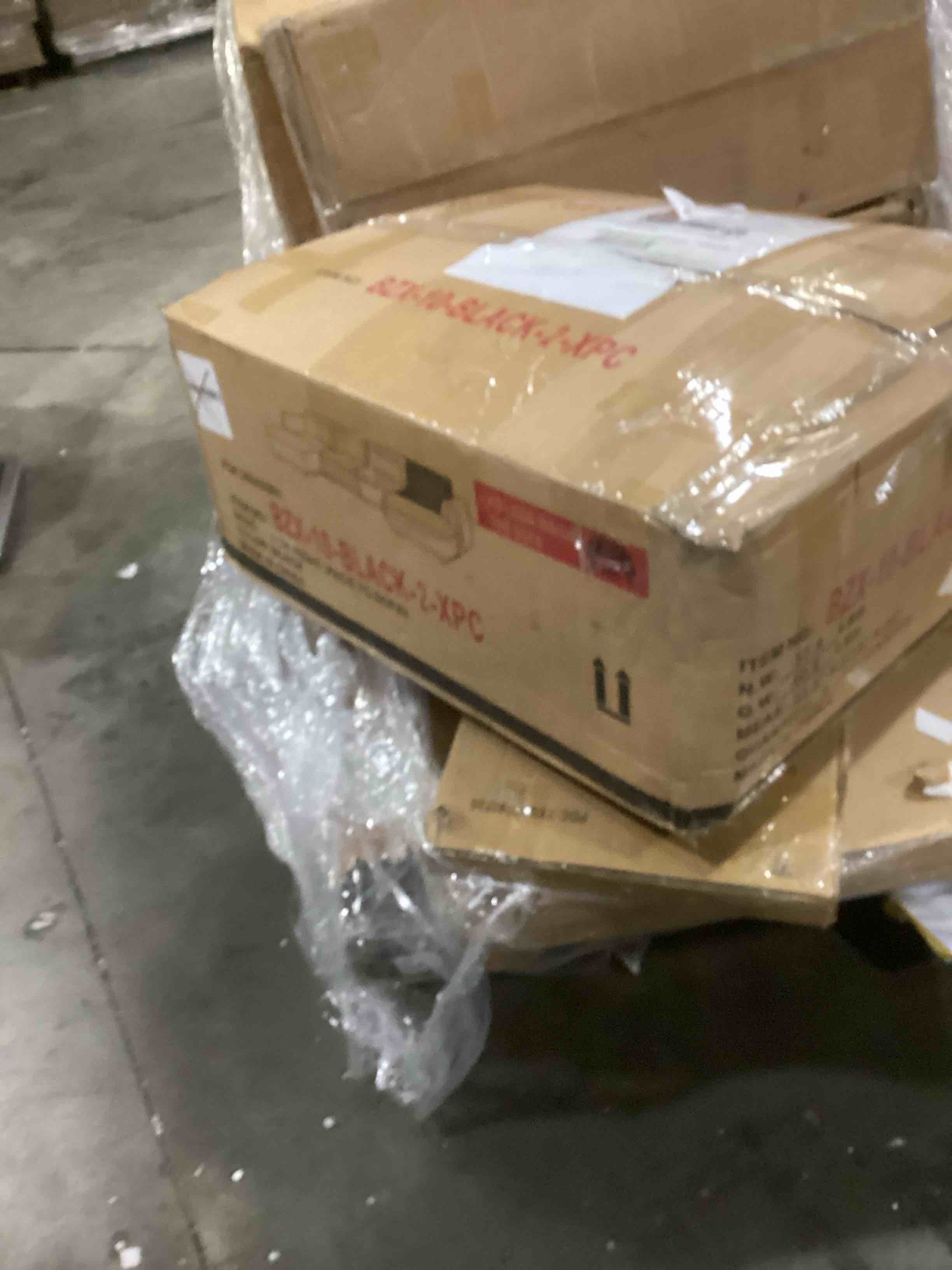 https://s3.amazonaws.com/lotting-images-prod/bidfta/GRN6714720_1733845079921.jpeg