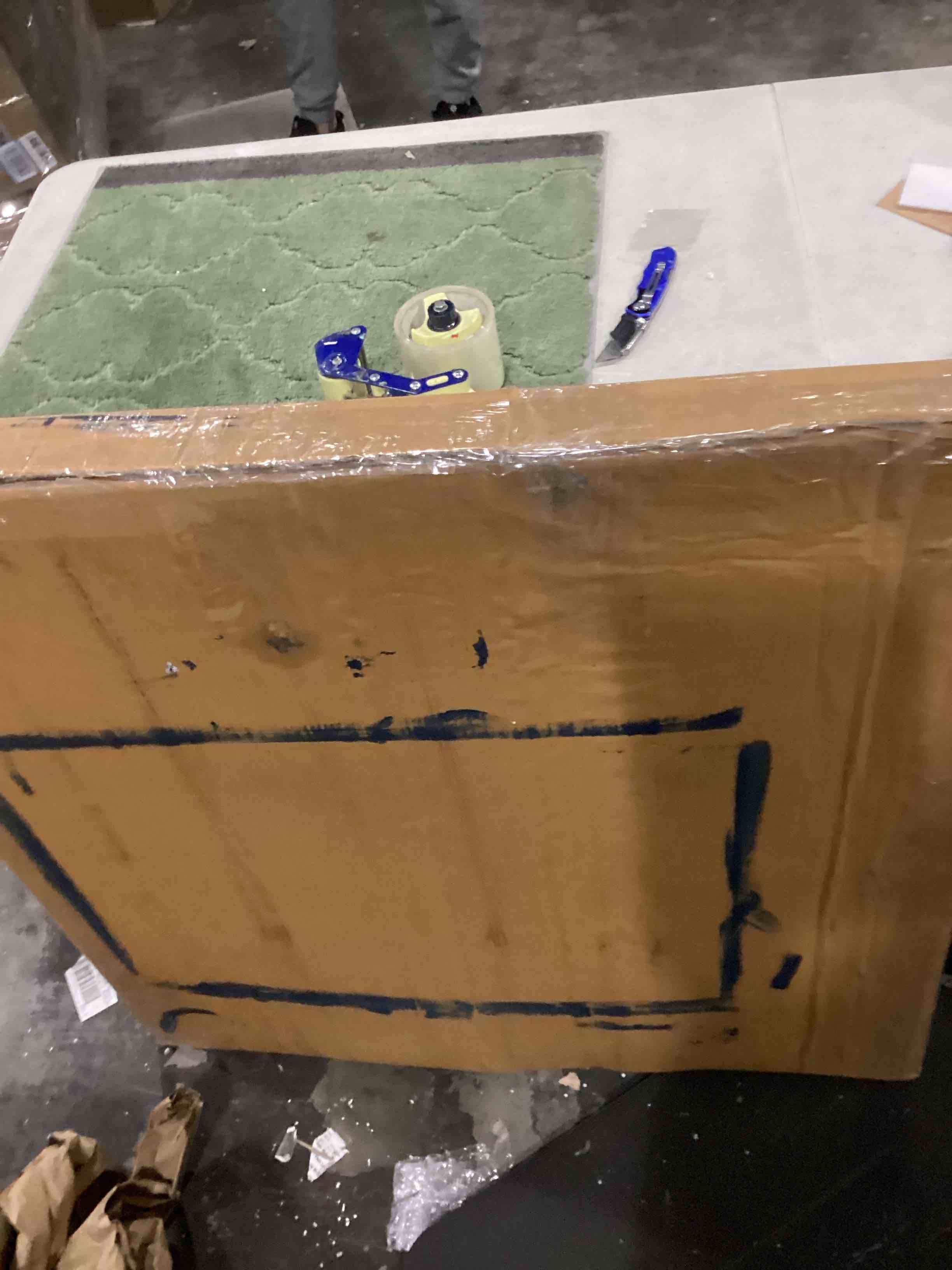 https://s3.amazonaws.com/lotting-images-prod/bidfta/GRN6714989_1734119685007.jpeg