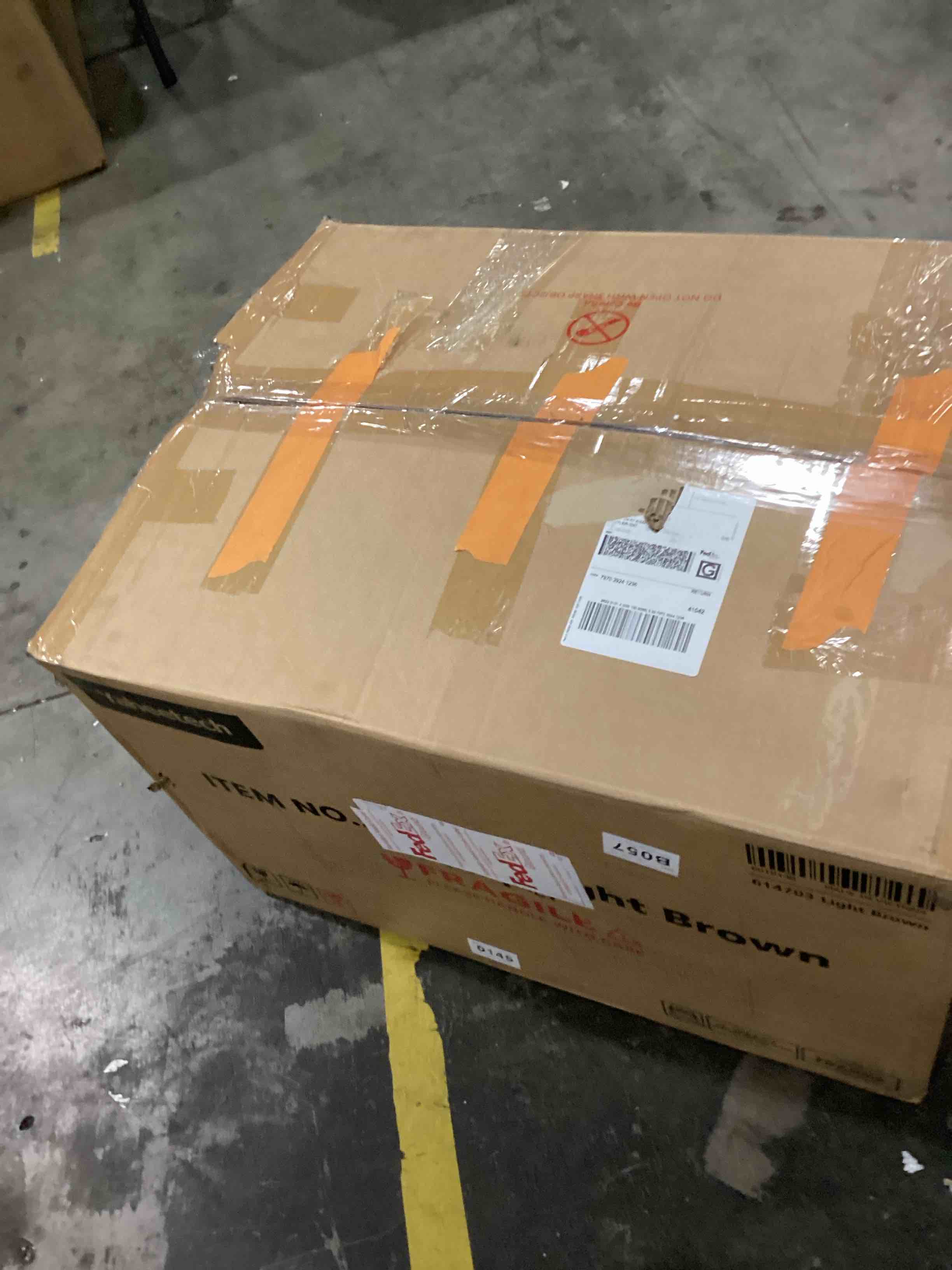 https://s3.amazonaws.com/lotting-images-prod/bidfta/GRN6715585_1735302617223.jpeg