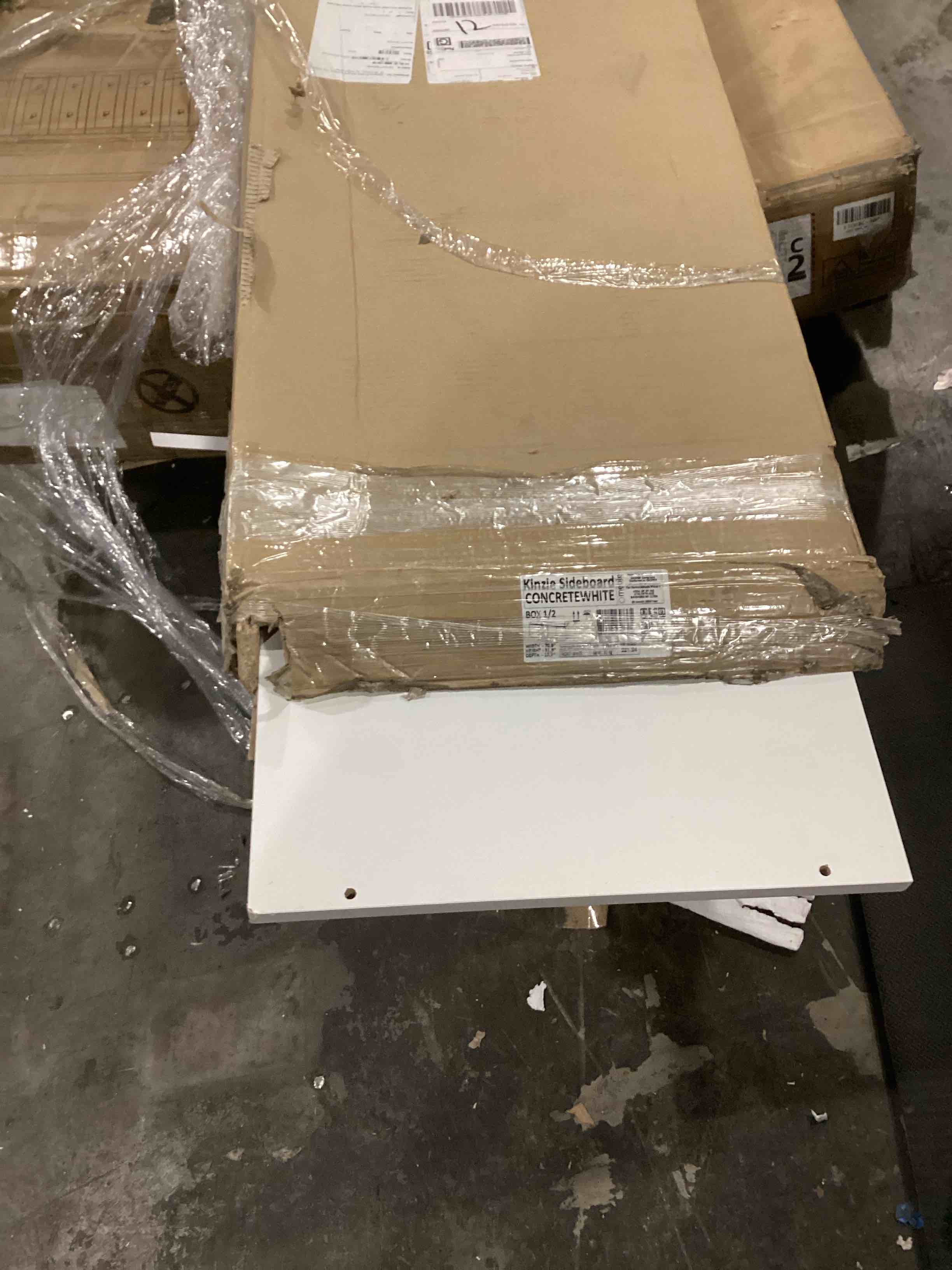 https://s3.amazonaws.com/lotting-images-prod/bidfta/GRN6715928_1736341211499.jpeg