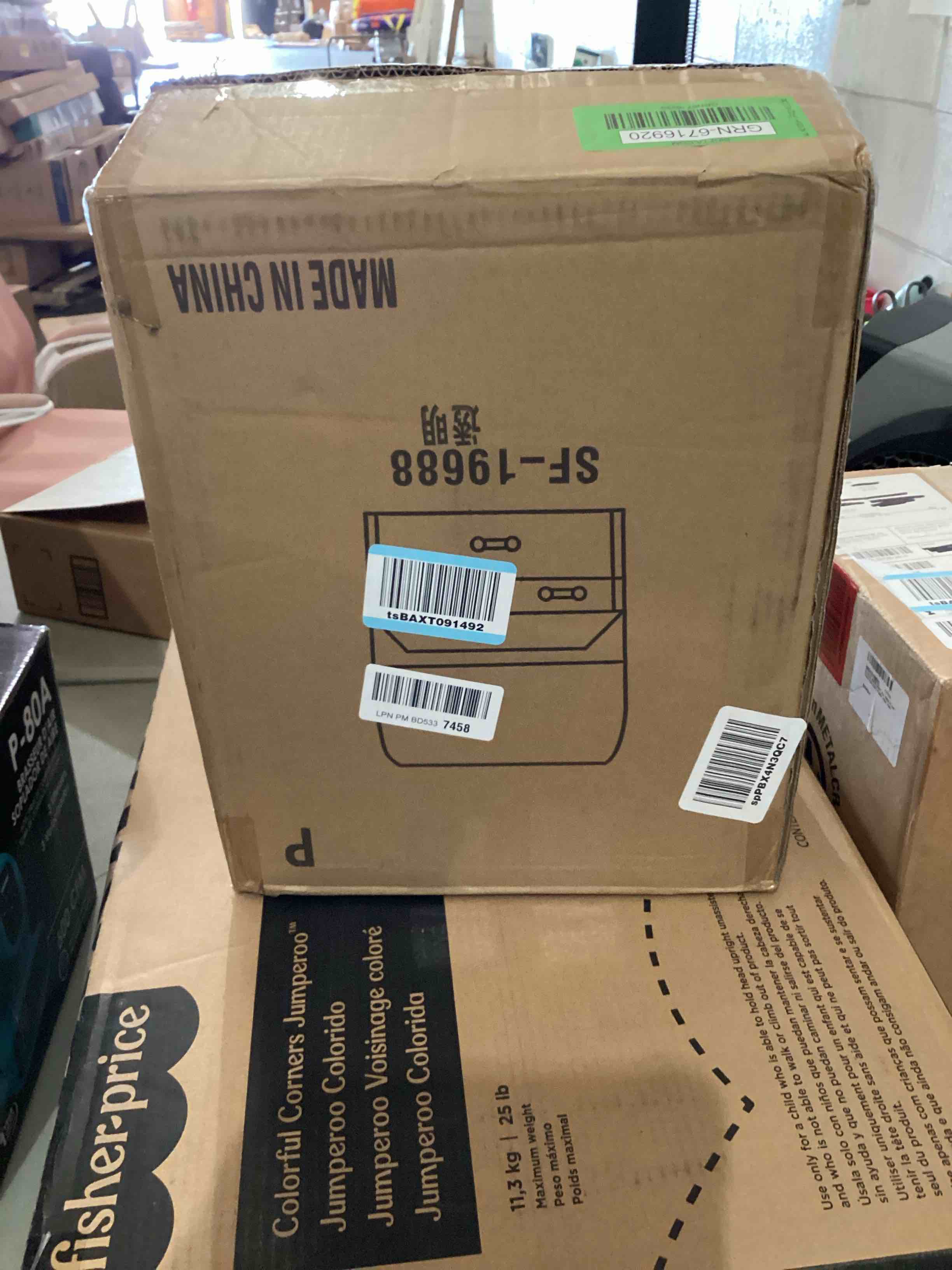 https://s3.amazonaws.com/lotting-images-prod/bidfta/GRN6716920_1728049798309.jpeg