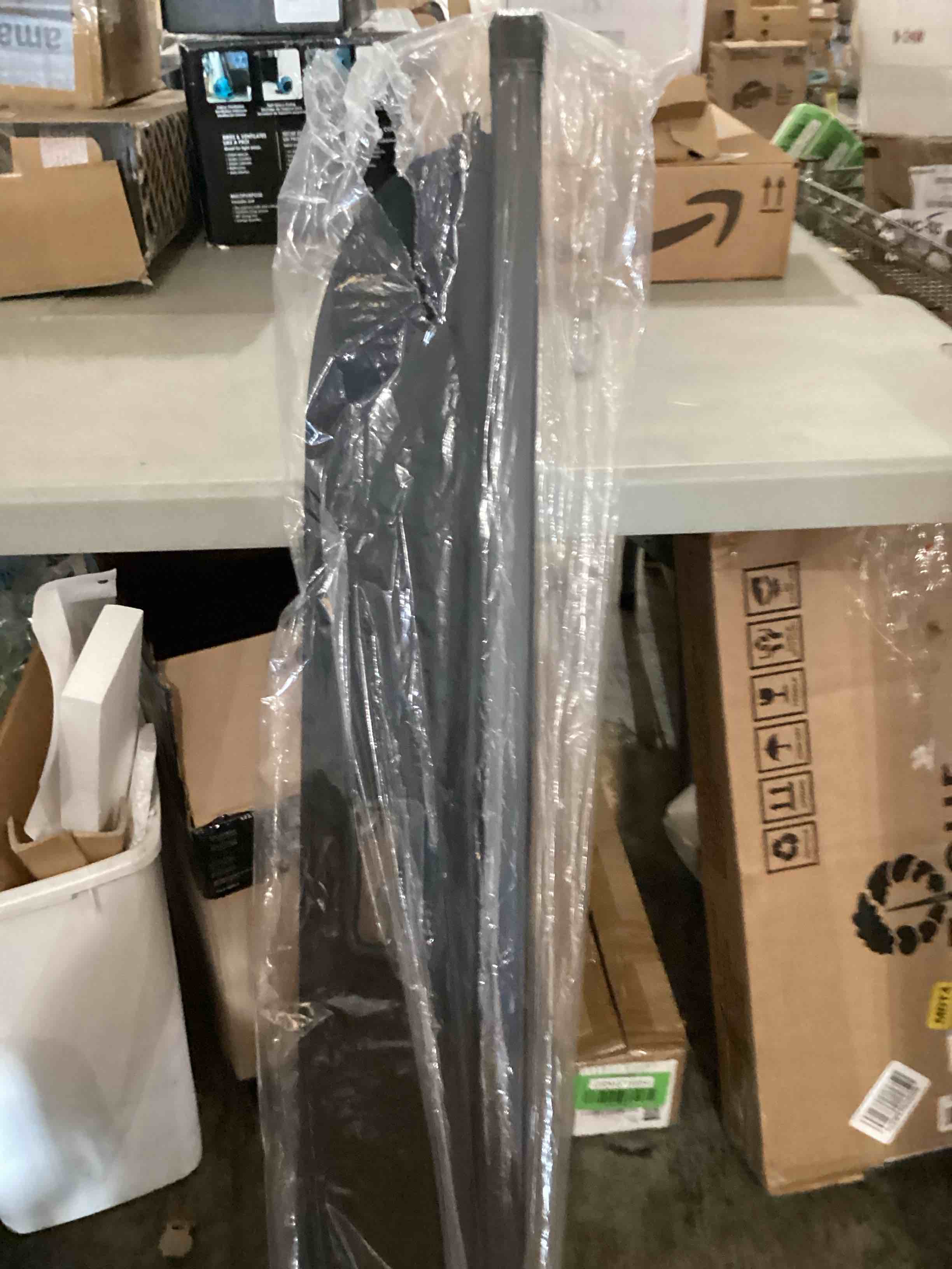 https://s3.amazonaws.com/lotting-images-prod/bidfta/GRN6716953_1728048699076.jpeg