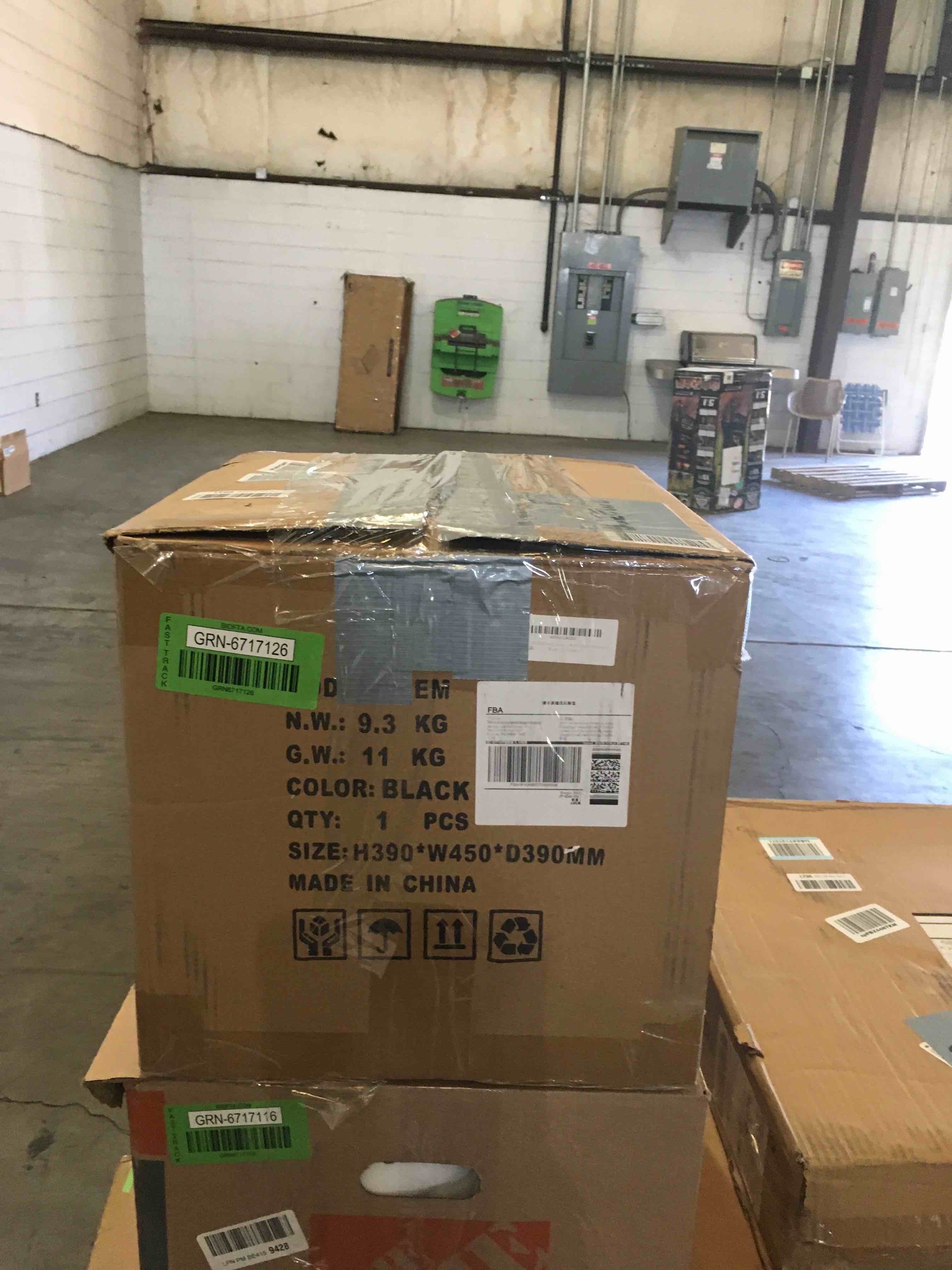 https://s3.amazonaws.com/lotting-images-prod/bidfta/GRN6717126_1728495793433.jpeg