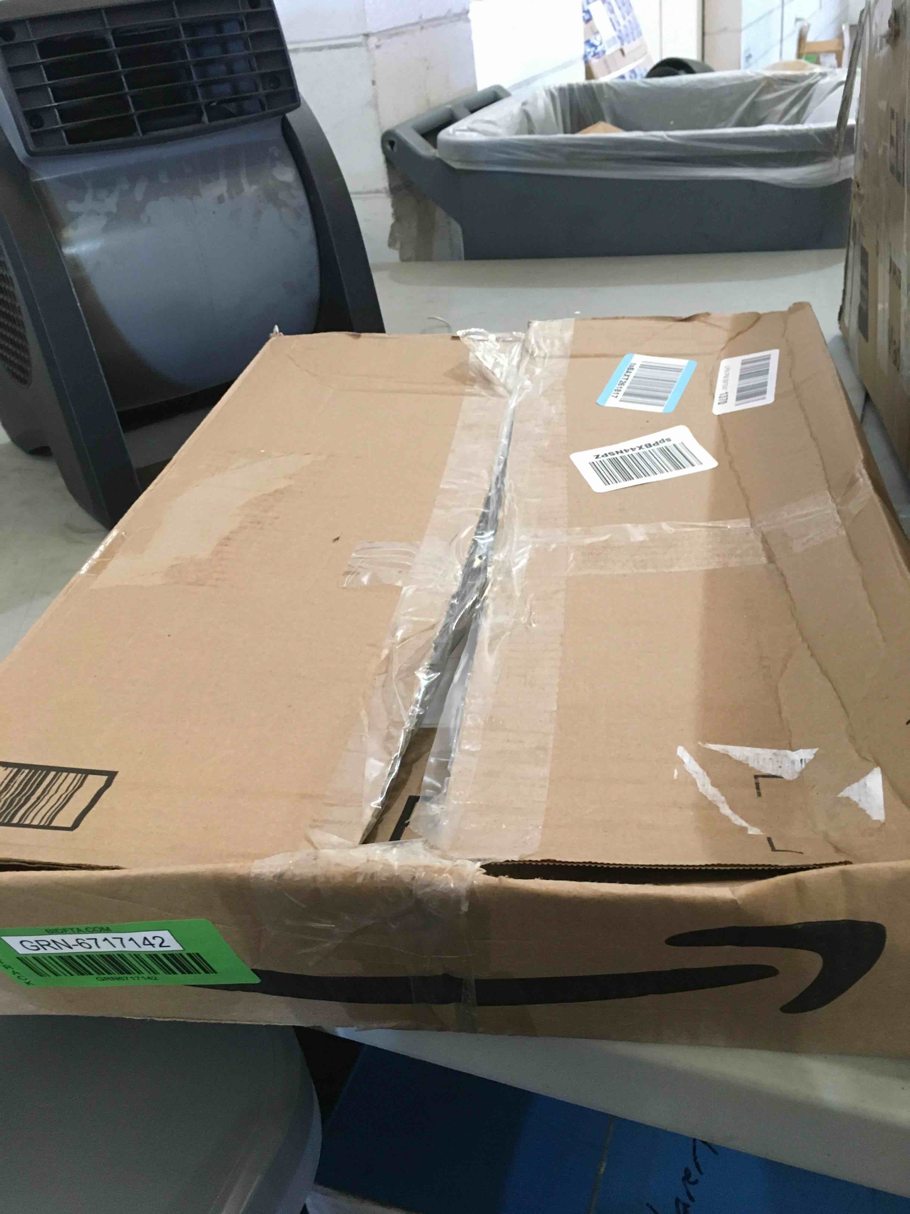 https://s3.amazonaws.com/lotting-images-prod/bidfta/GRN6717142_1728496050727.jpeg