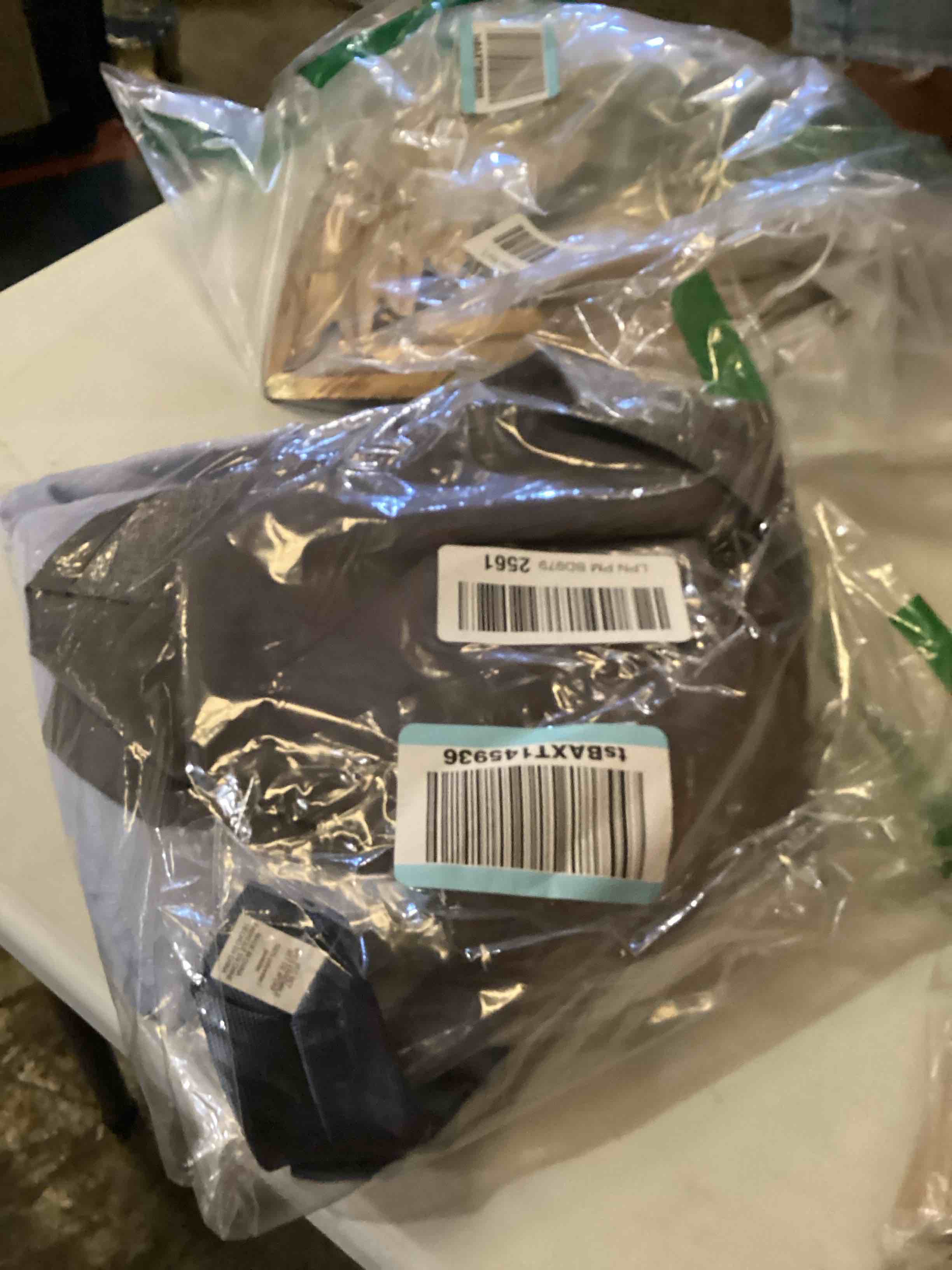 https://s3.amazonaws.com/lotting-images-prod/bidfta/GRN6717223_1728674380724.jpeg