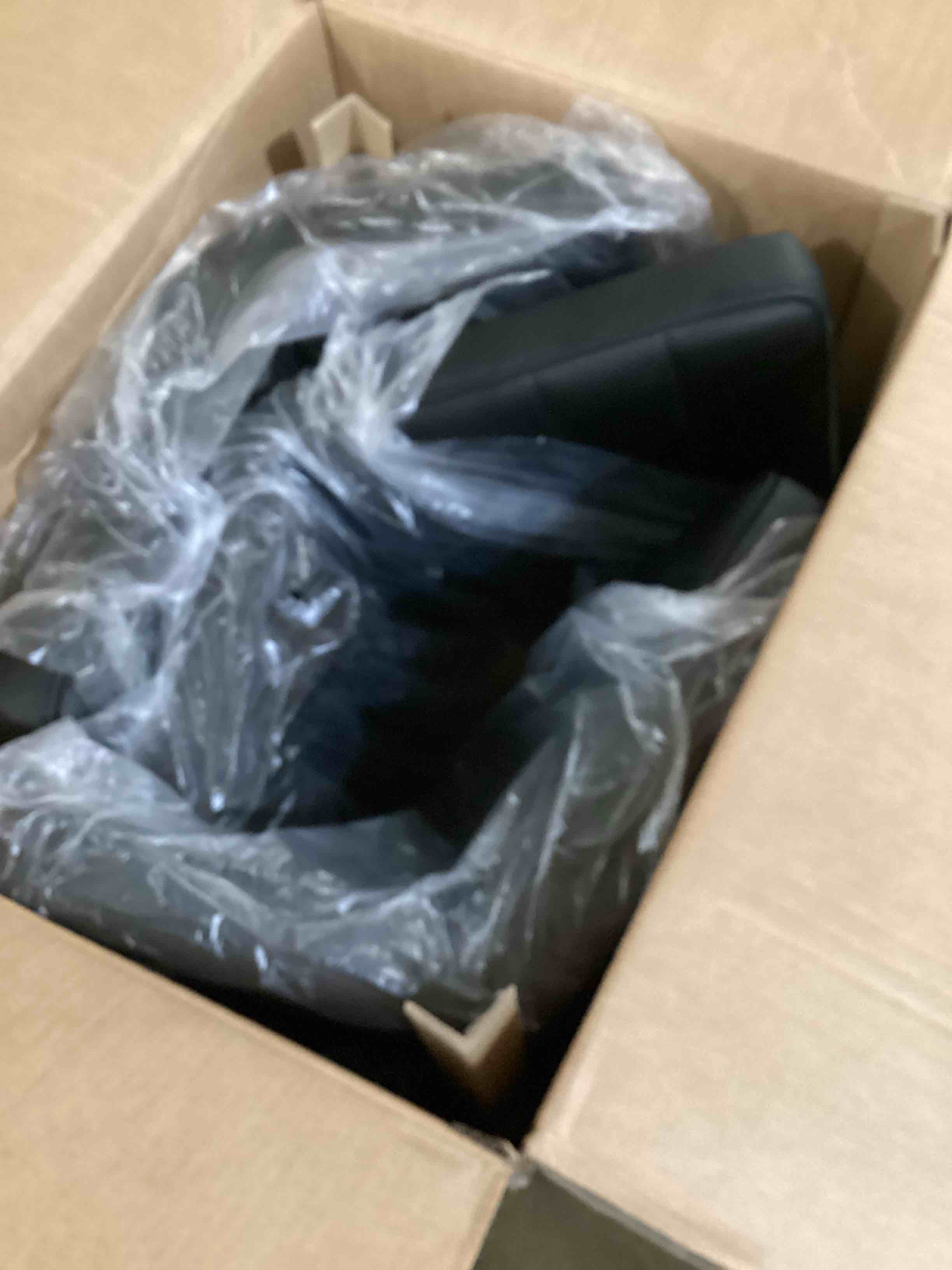 https://s3.amazonaws.com/lotting-images-prod/bidfta/GRN6718546_1731682534120.jpeg