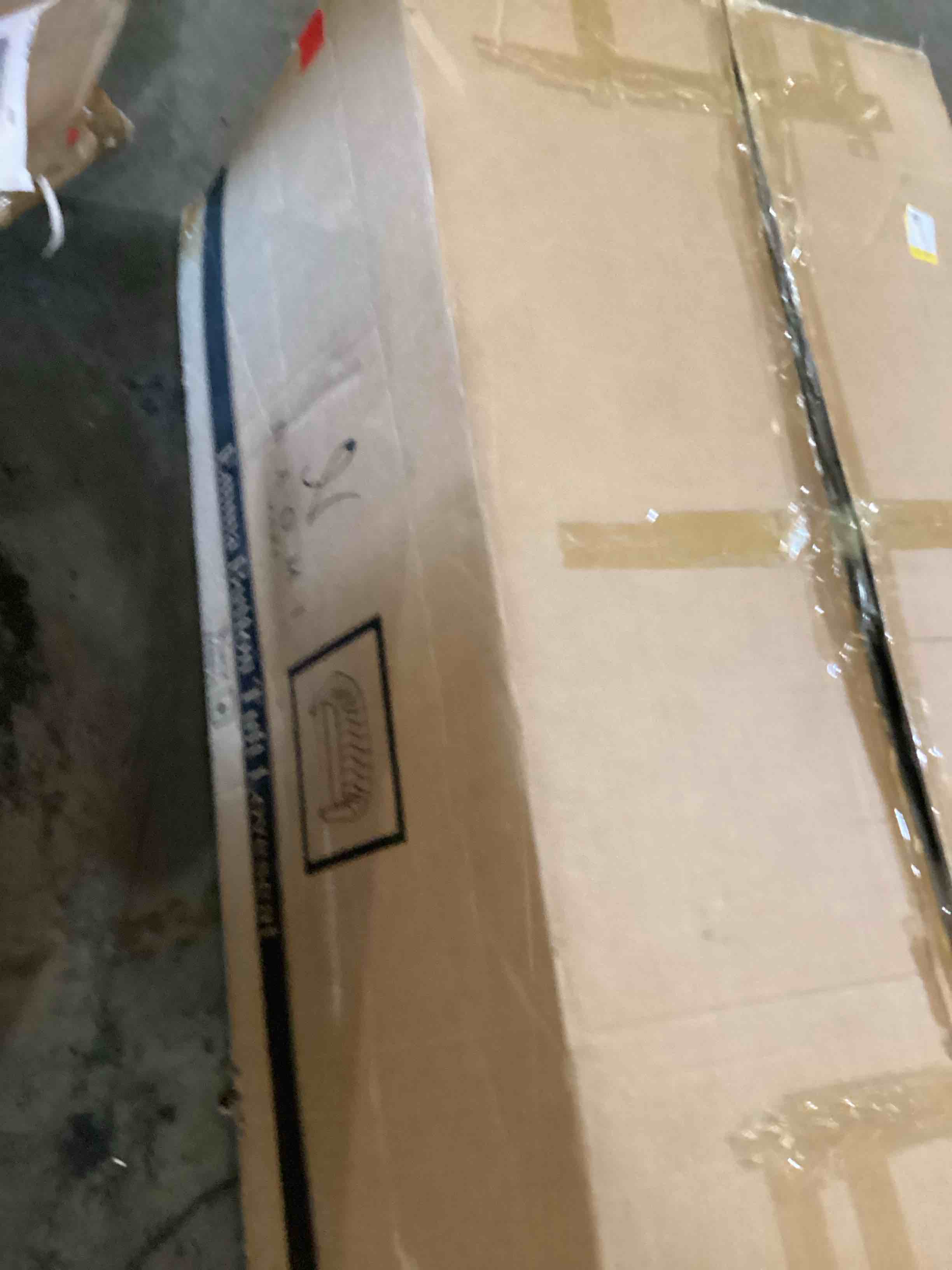 https://s3.amazonaws.com/lotting-images-prod/bidfta/GRN6719357_1723823570569.jpeg