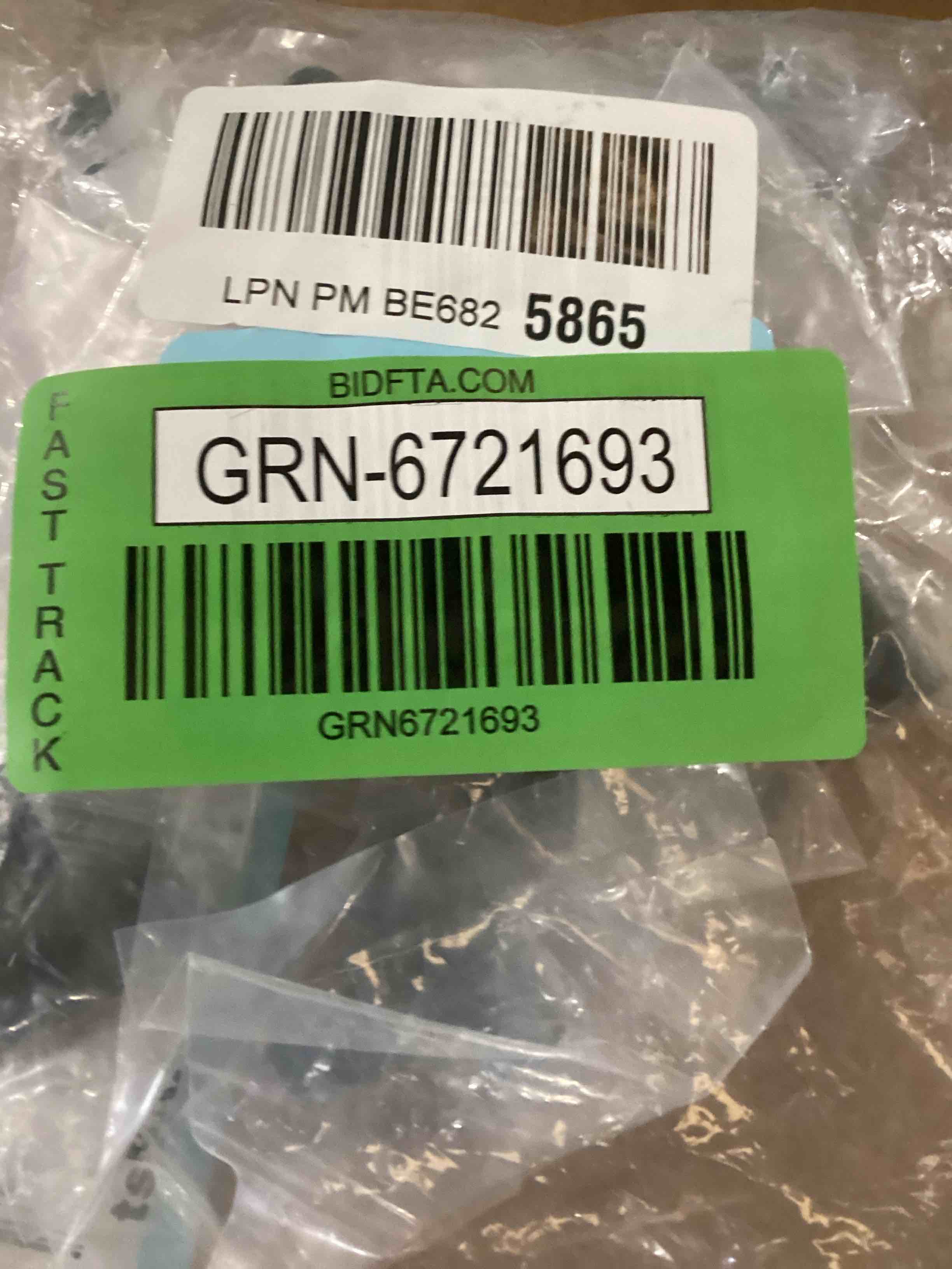 https://s3.amazonaws.com/lotting-images-prod/bidfta/GRN6721693_1723036846978.jpeg