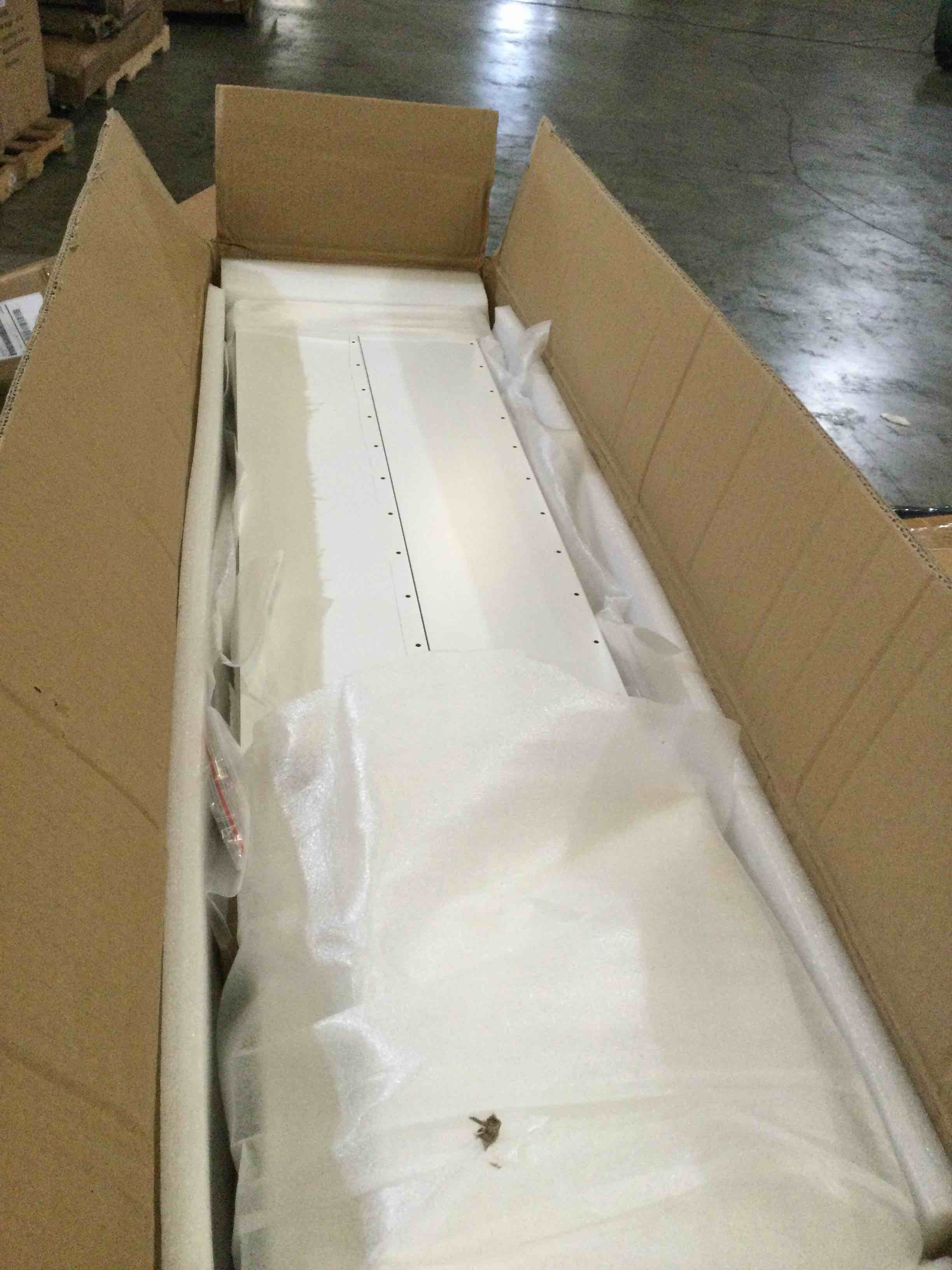 https://s3.amazonaws.com/lotting-images-prod/bidfta/GRN6722952_1721832440759.jpeg
