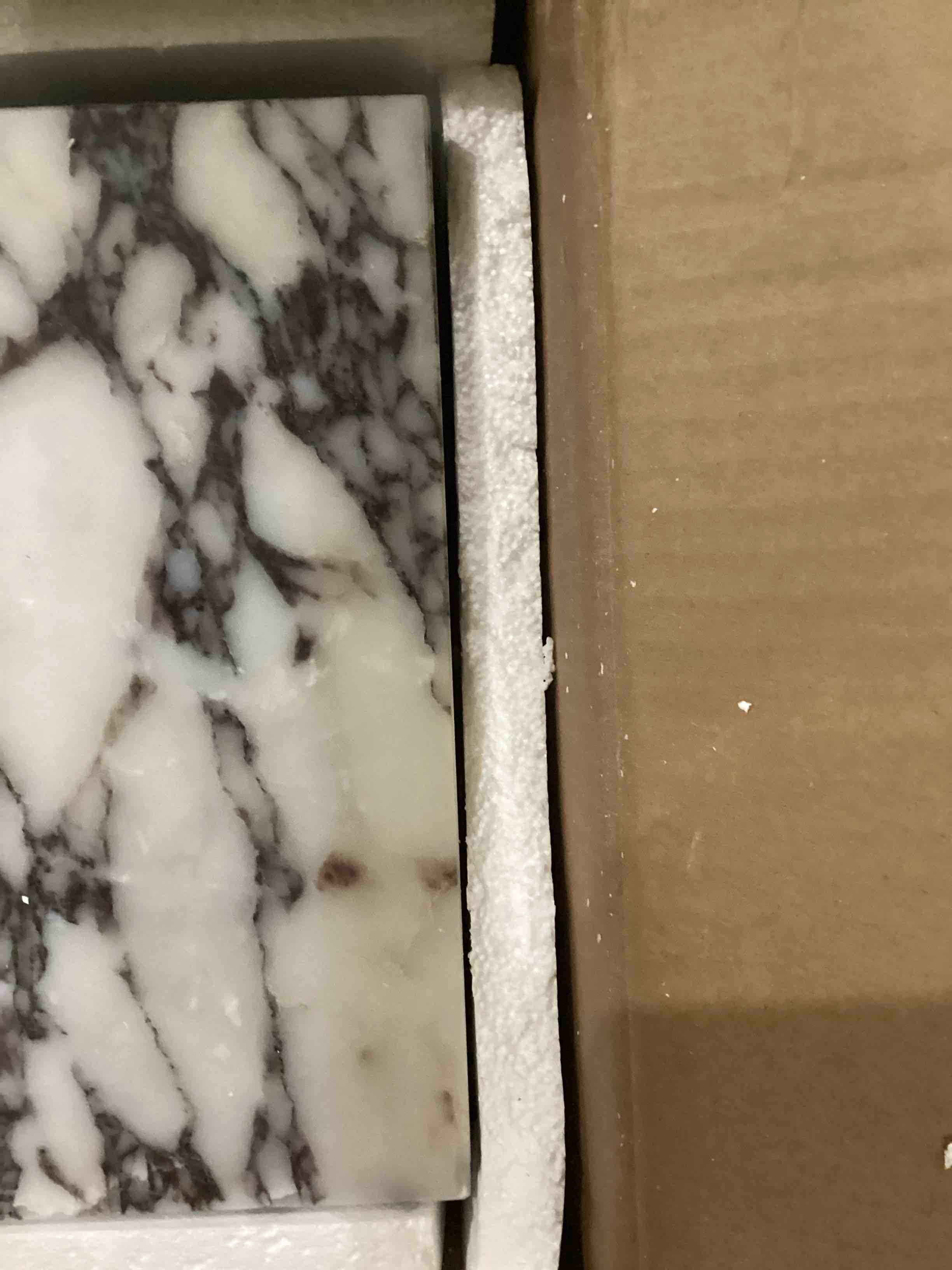 https://s3.amazonaws.com/lotting-images-prod/bidfta/GRN6723932_1727443121106.jpeg