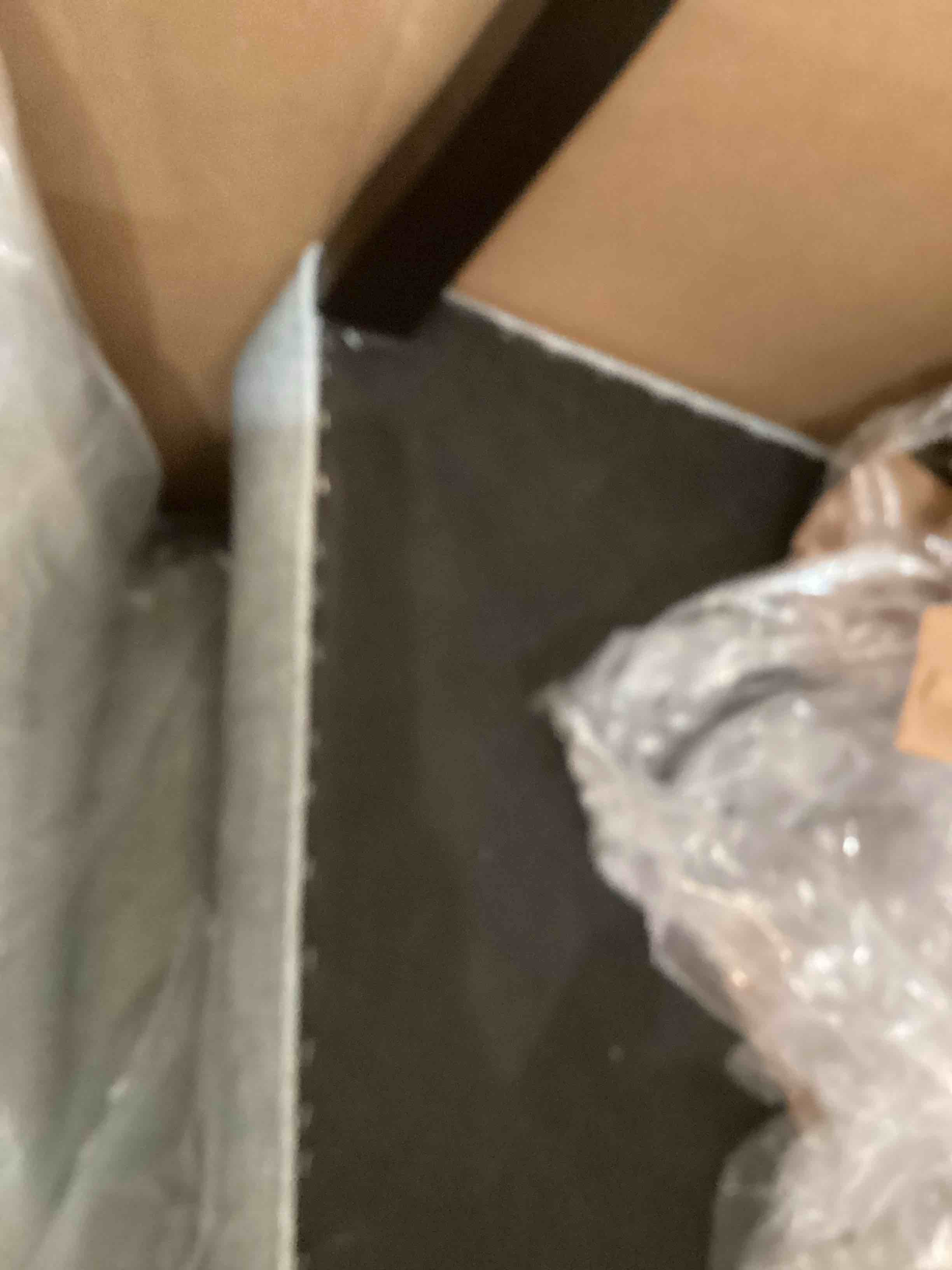 https://s3.amazonaws.com/lotting-images-prod/bidfta/GRN6724228_1727882658677.jpeg