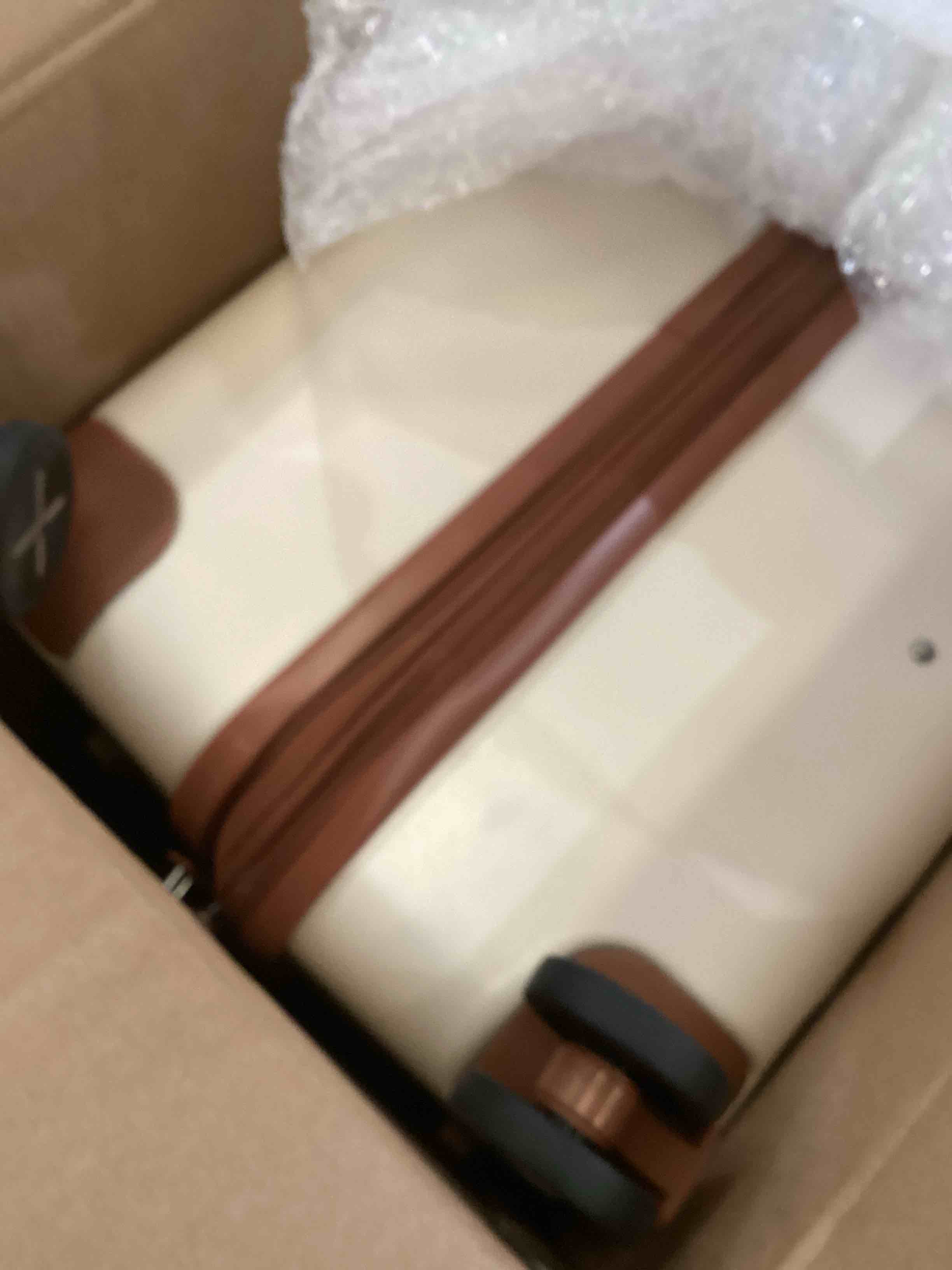 https://s3.amazonaws.com/lotting-images-prod/bidfta/GRN6724547_1728399204787.jpeg