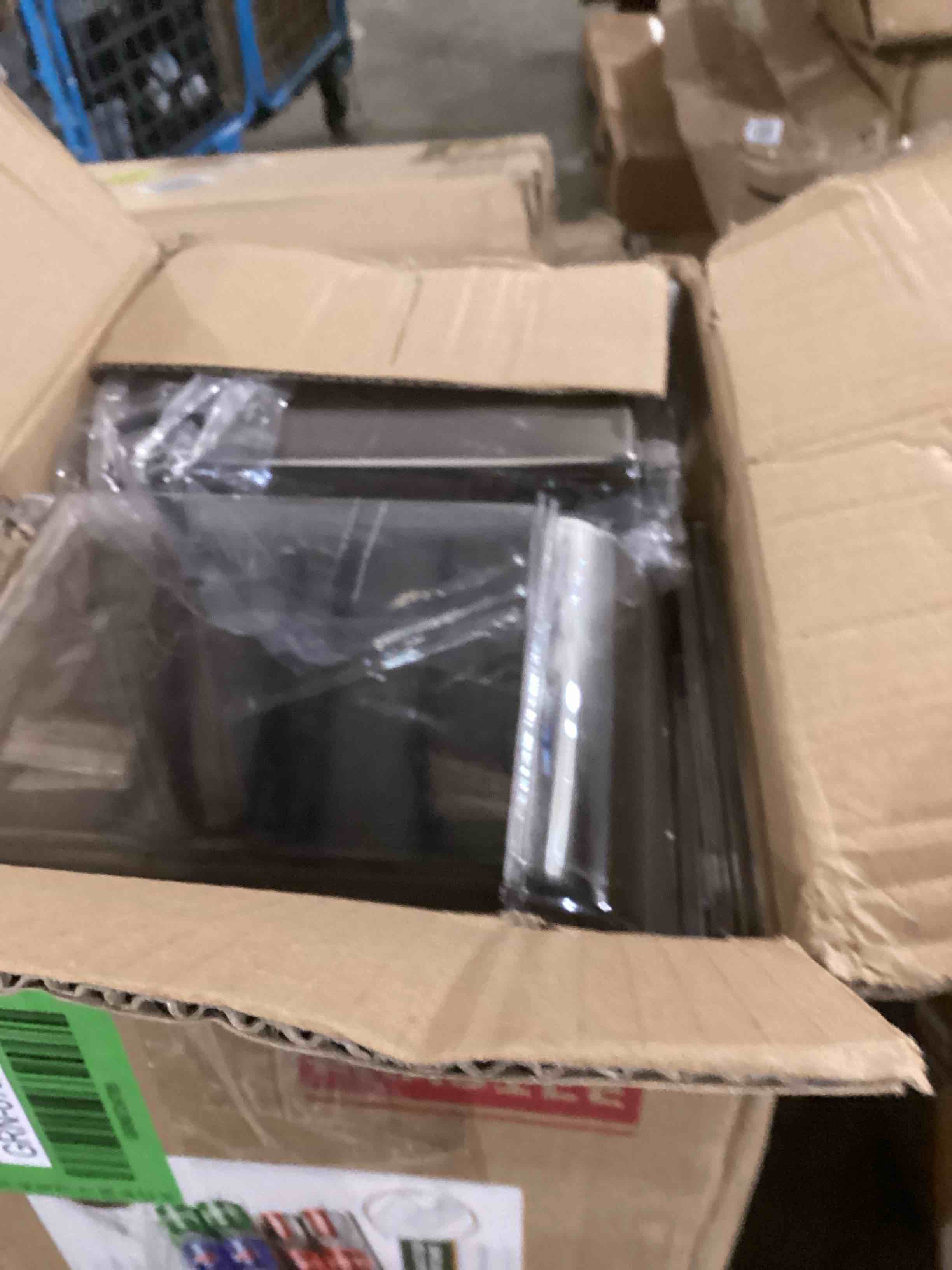 https://s3.amazonaws.com/lotting-images-prod/bidfta/GRN6724785_1728996760234.jpeg