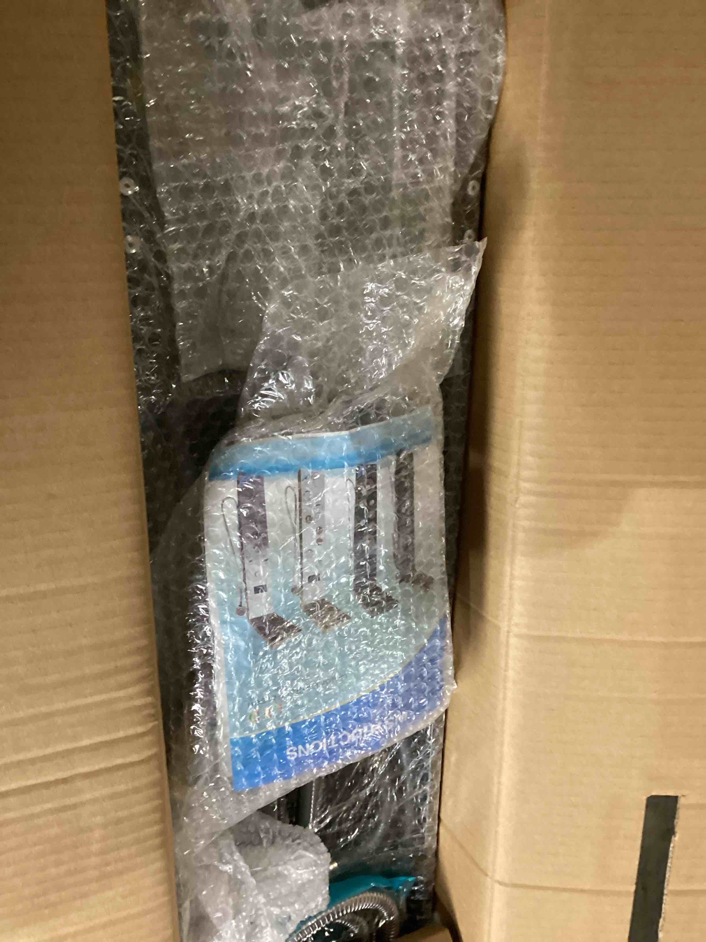 https://s3.amazonaws.com/lotting-images-prod/bidfta/GRN6725176_1730900035980.jpeg