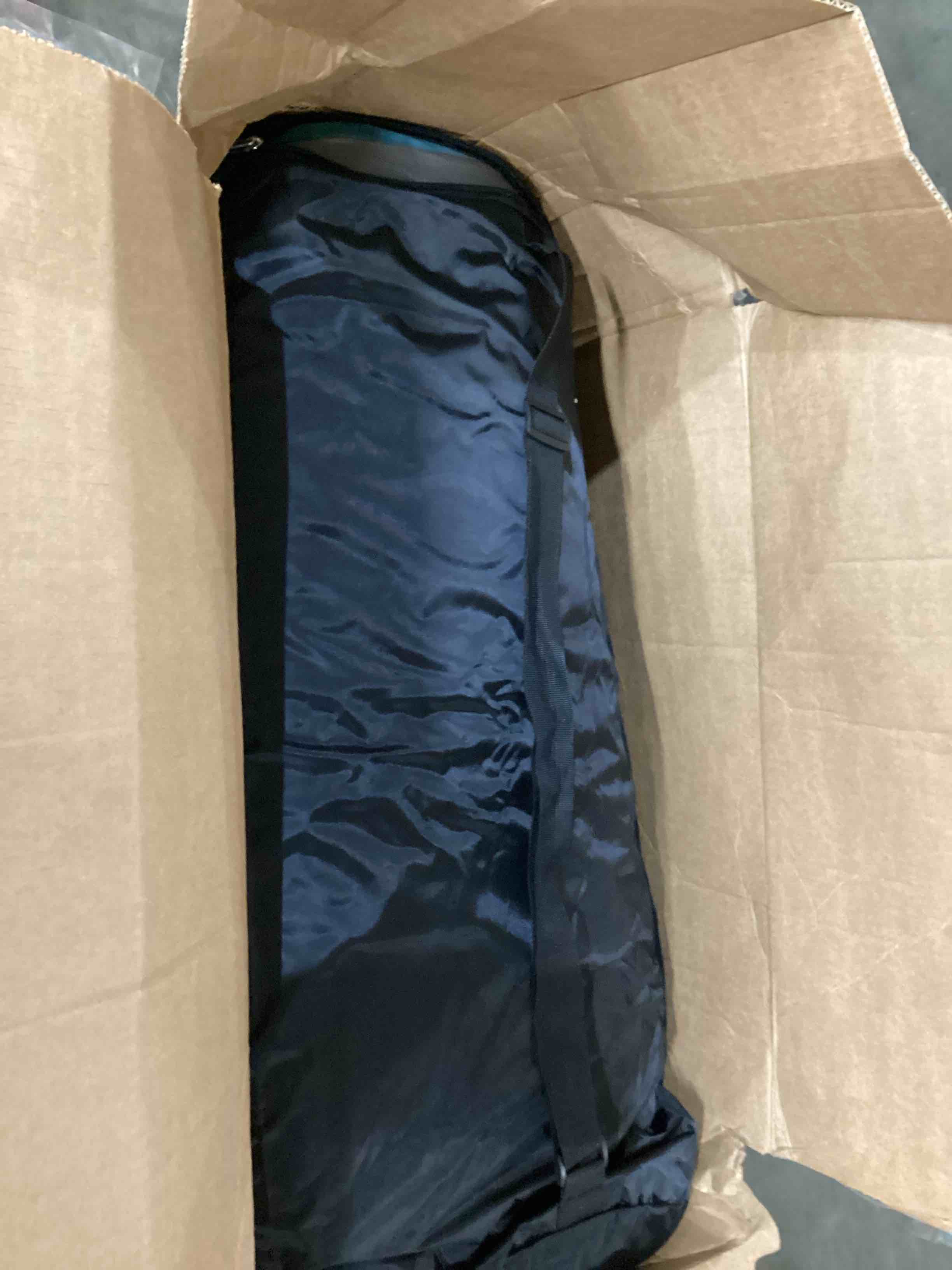 https://s3.amazonaws.com/lotting-images-prod/bidfta/GRN6725202_1730907842349.jpeg
