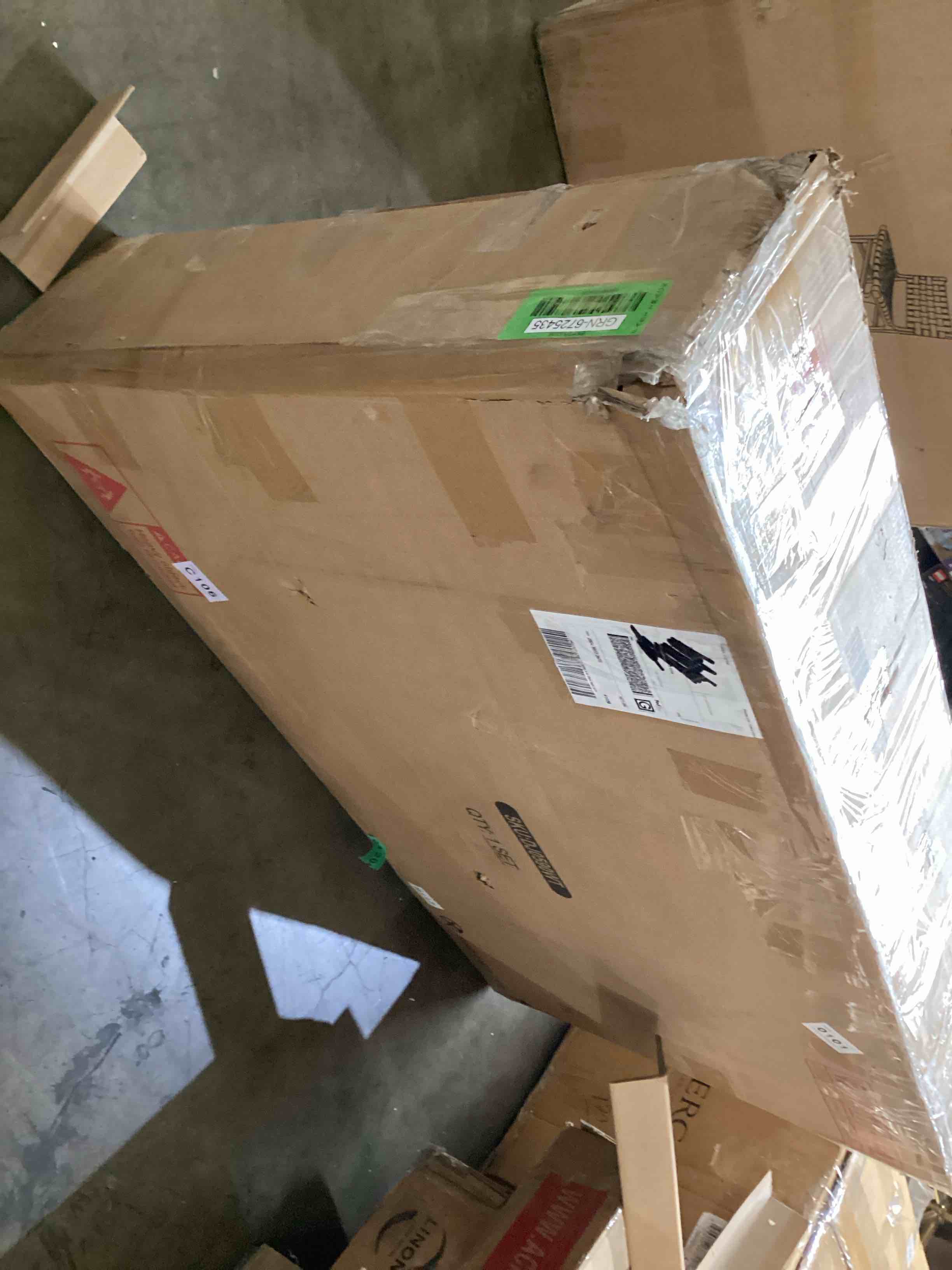 https://s3.amazonaws.com/lotting-images-prod/bidfta/GRN6725435_1731423085363.jpeg