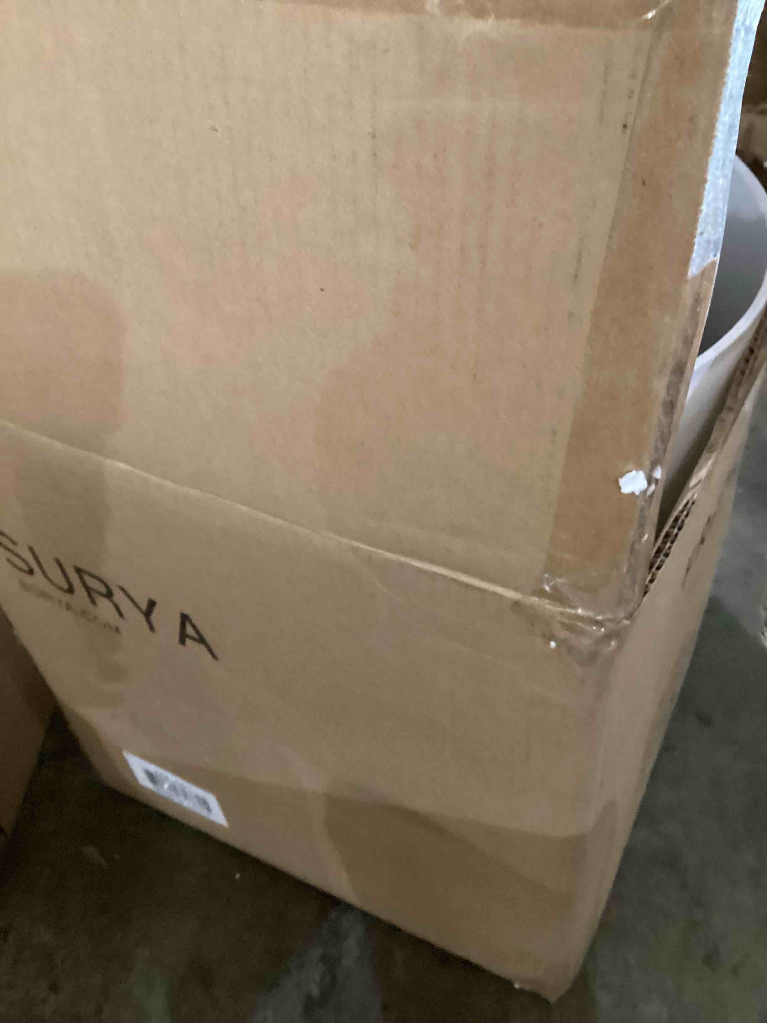 https://s3.amazonaws.com/lotting-images-prod/bidfta/GRN6726640_1720786733351.jpeg