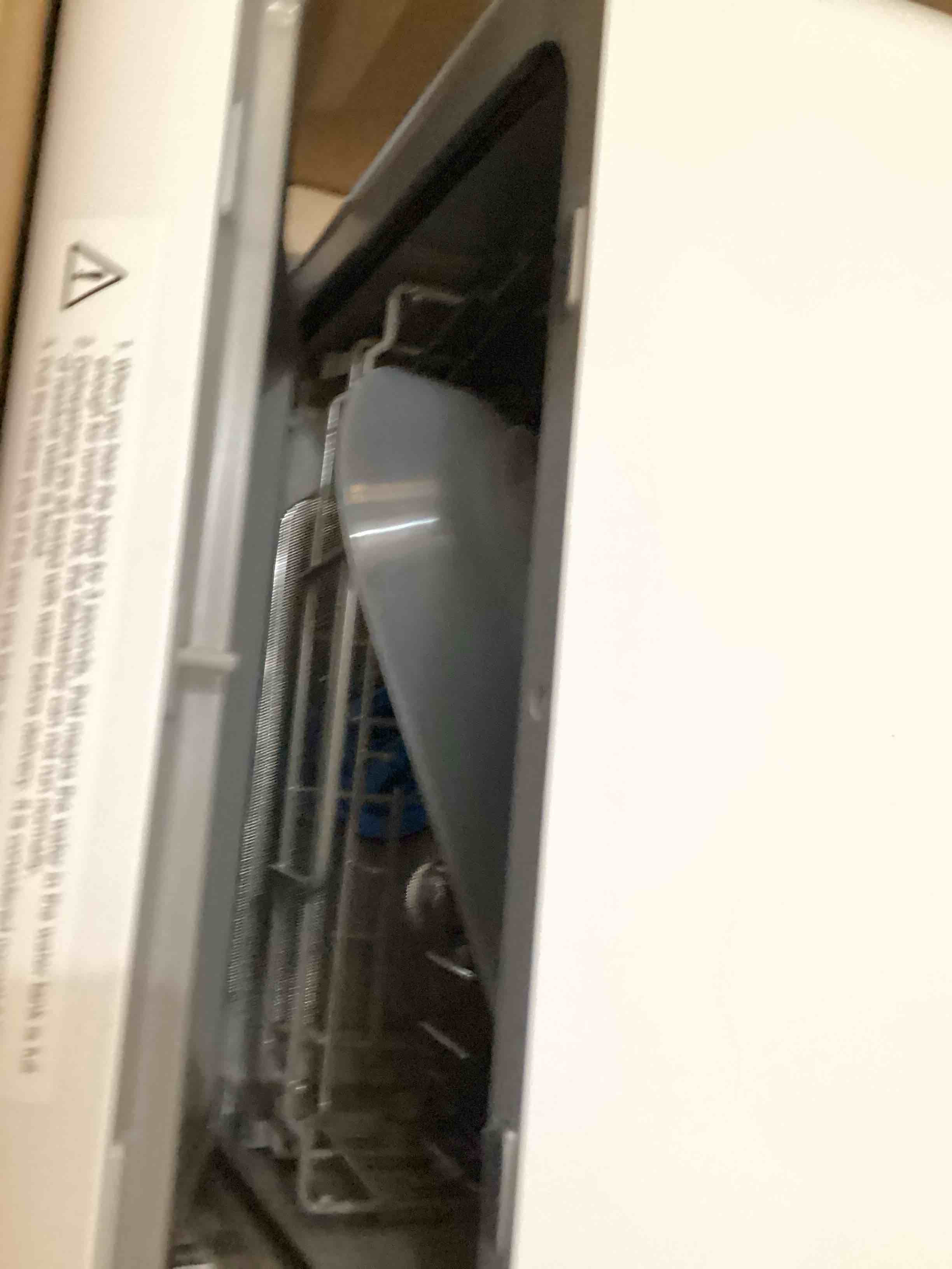 https://s3.amazonaws.com/lotting-images-prod/bidfta/GRN6727769_1726758632910.jpeg