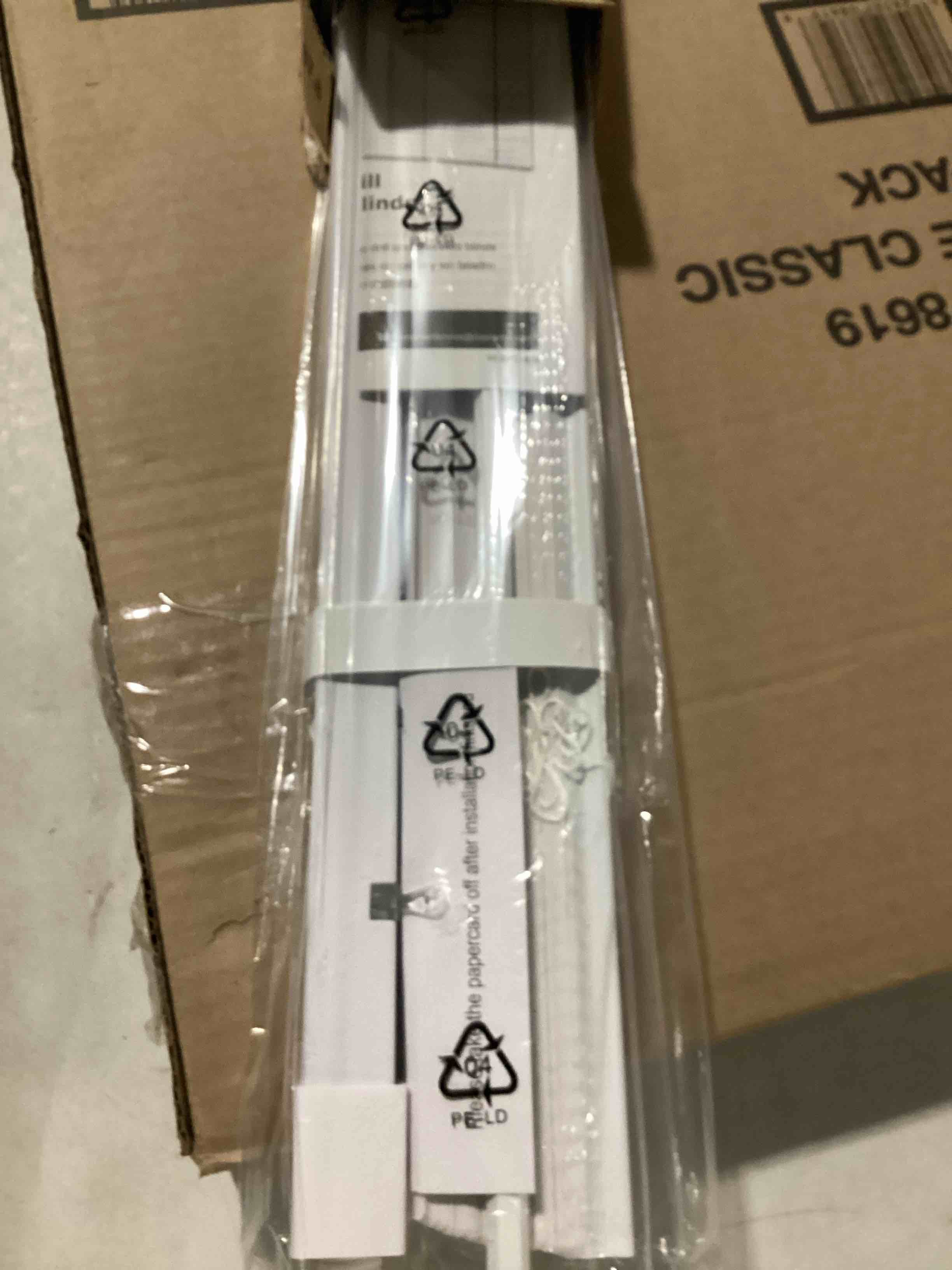 https://s3.amazonaws.com/lotting-images-prod/bidfta/GRN6728584_1730128569915.jpeg