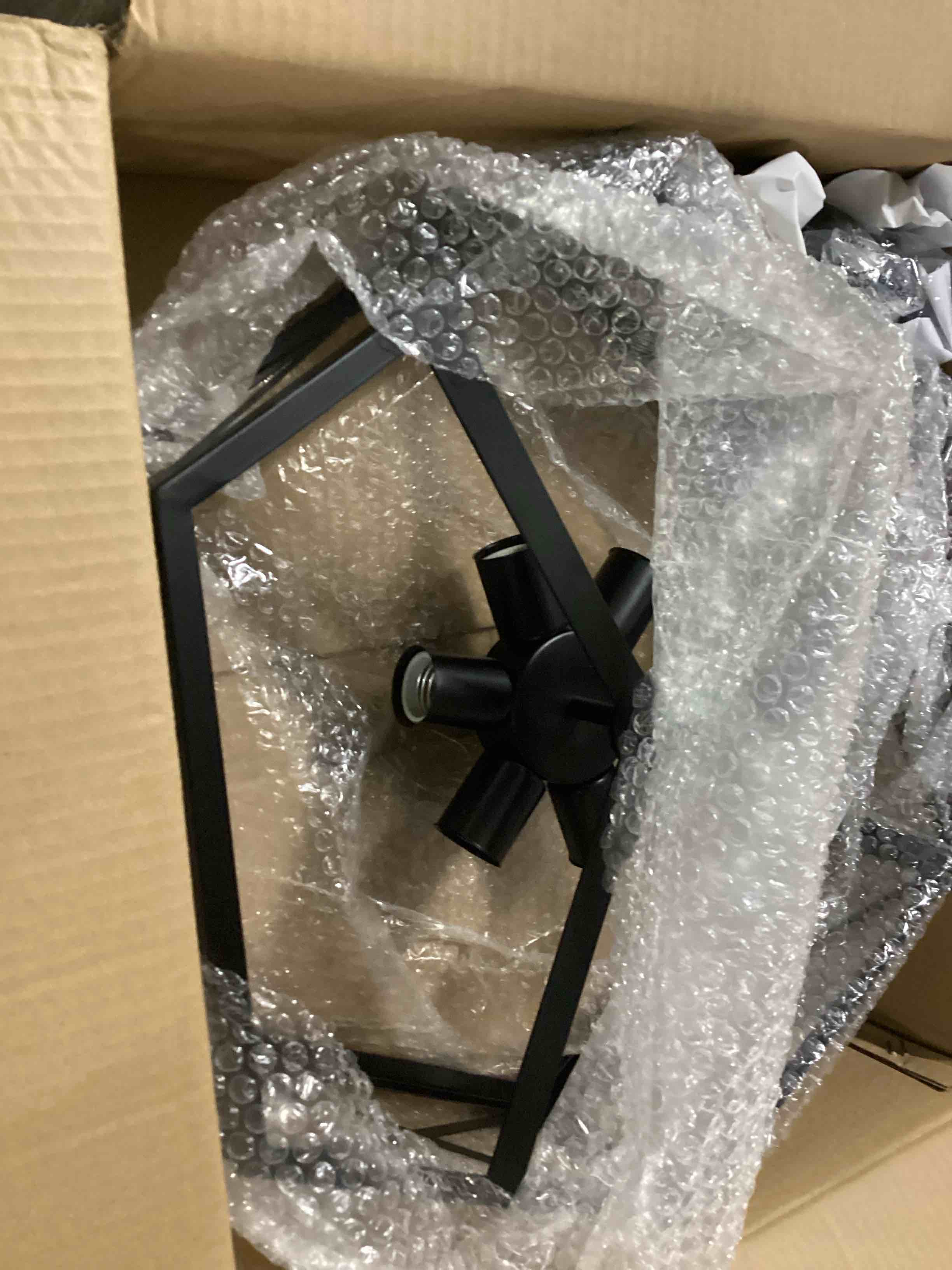 https://s3.amazonaws.com/lotting-images-prod/bidfta/GRN6728619_1730135761720.jpeg