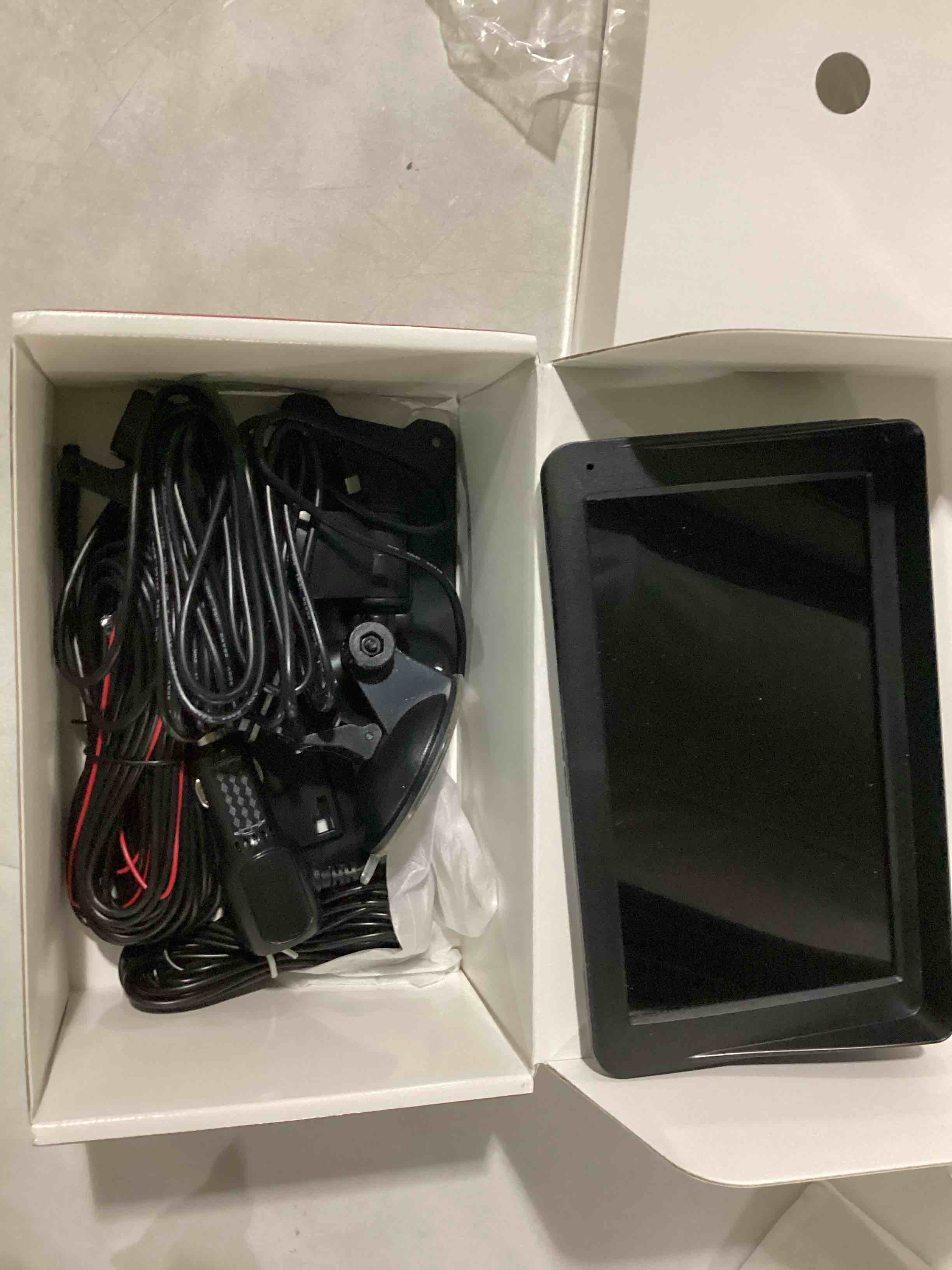 https://s3.amazonaws.com/lotting-images-prod/bidfta/GRN6728657_1730199950902.jpeg
