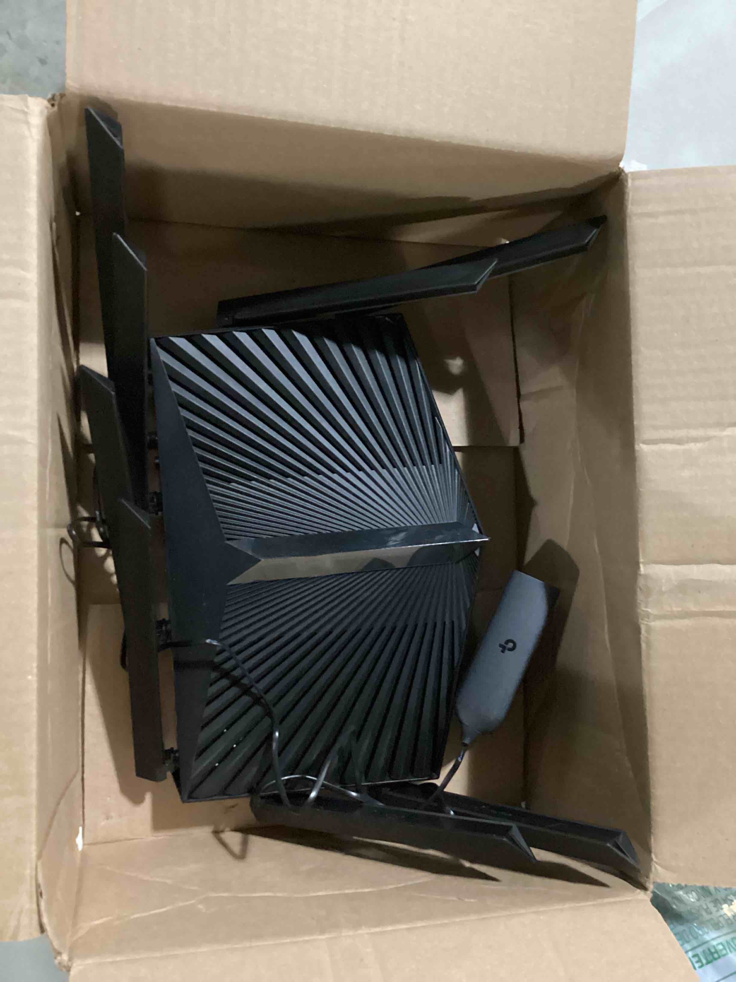 https://s3.amazonaws.com/lotting-images-prod/bidfta/GRN6728719_1730212185838.jpeg
