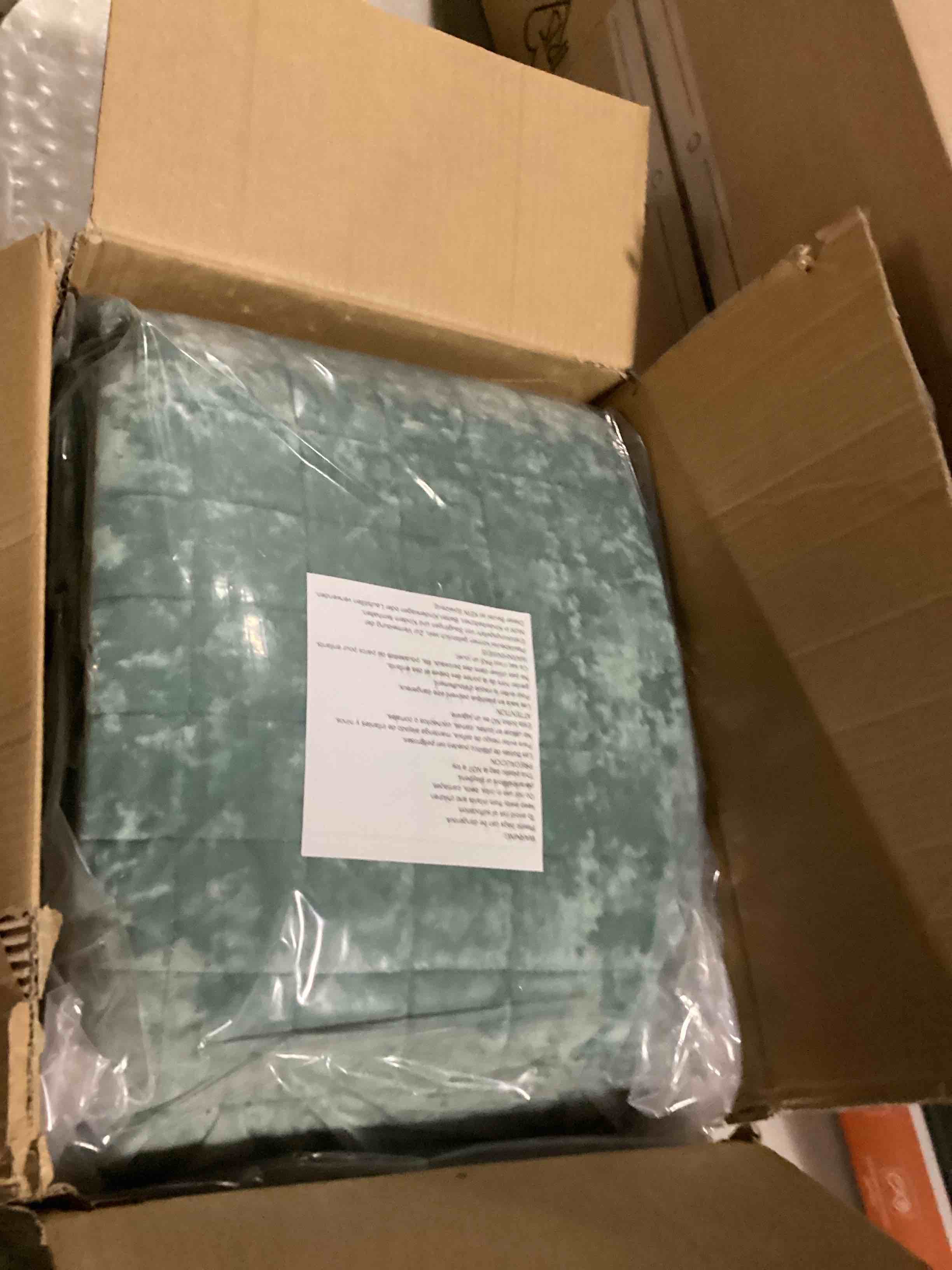 https://s3.amazonaws.com/lotting-images-prod/bidfta/GRN6729953_1730909501549.jpeg