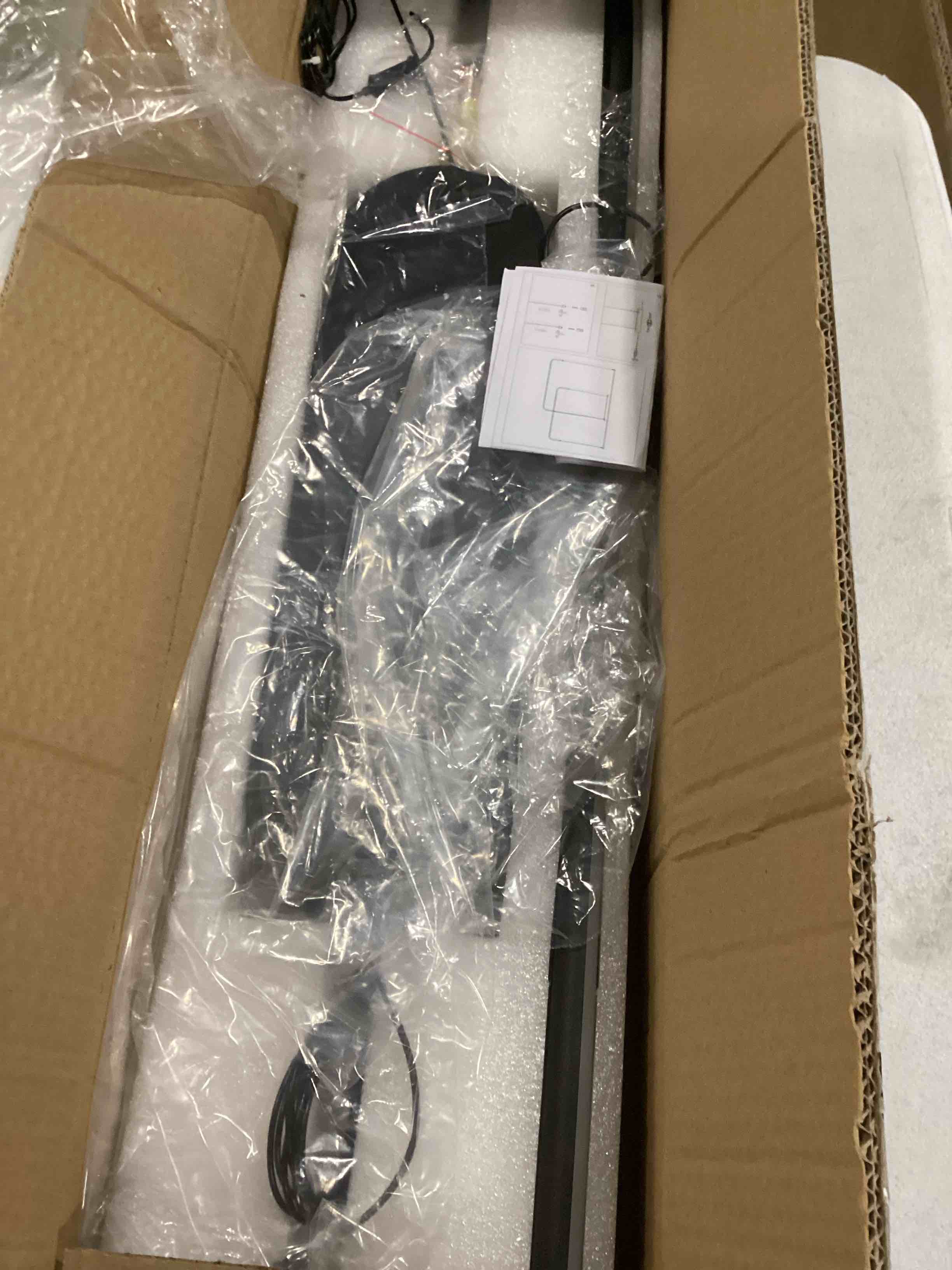https://s3.amazonaws.com/lotting-images-prod/bidfta/GRN6732138_1731529183748.jpeg