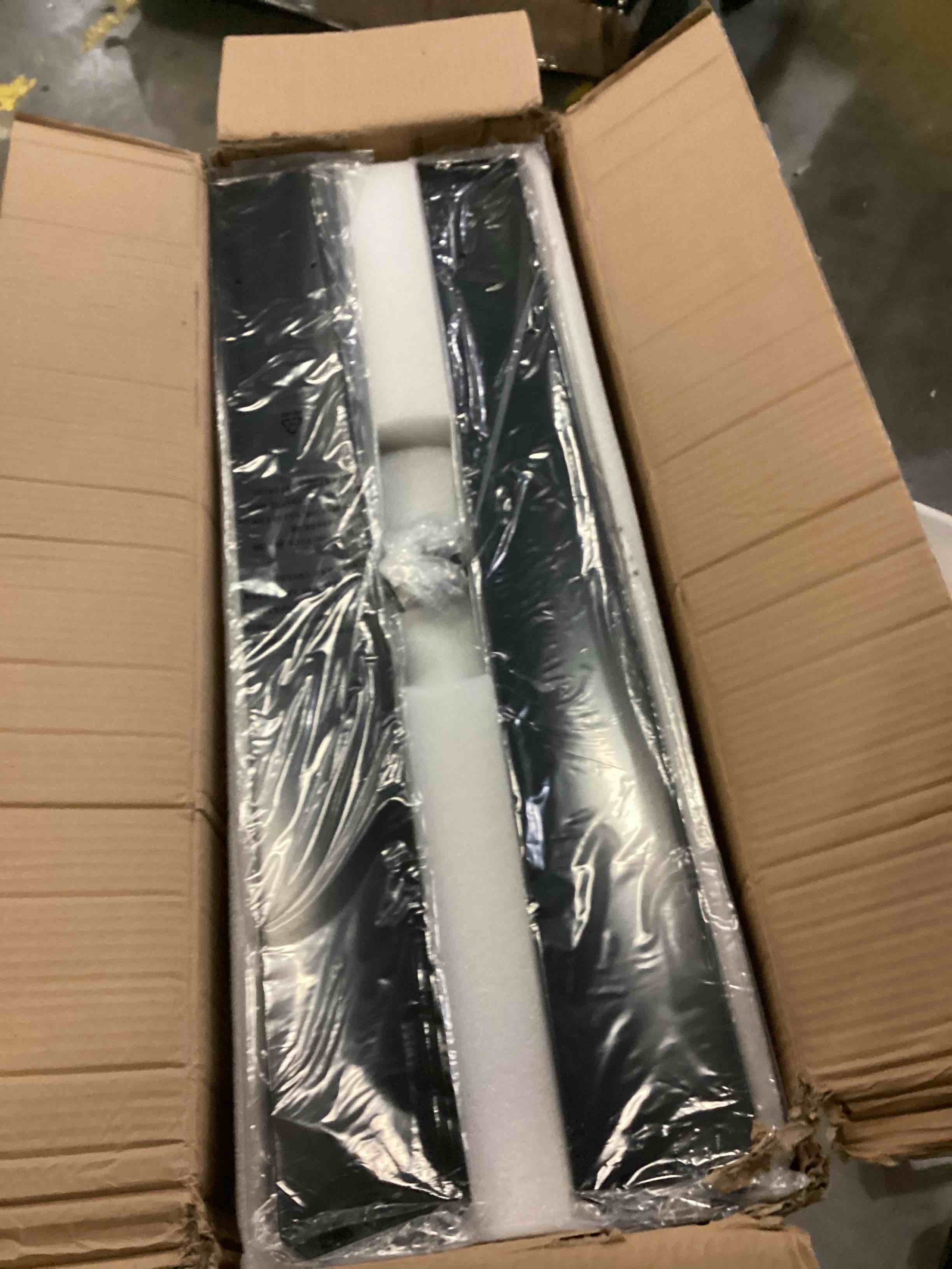 https://s3.amazonaws.com/lotting-images-prod/bidfta/GRN6732489_1729358962202.jpeg