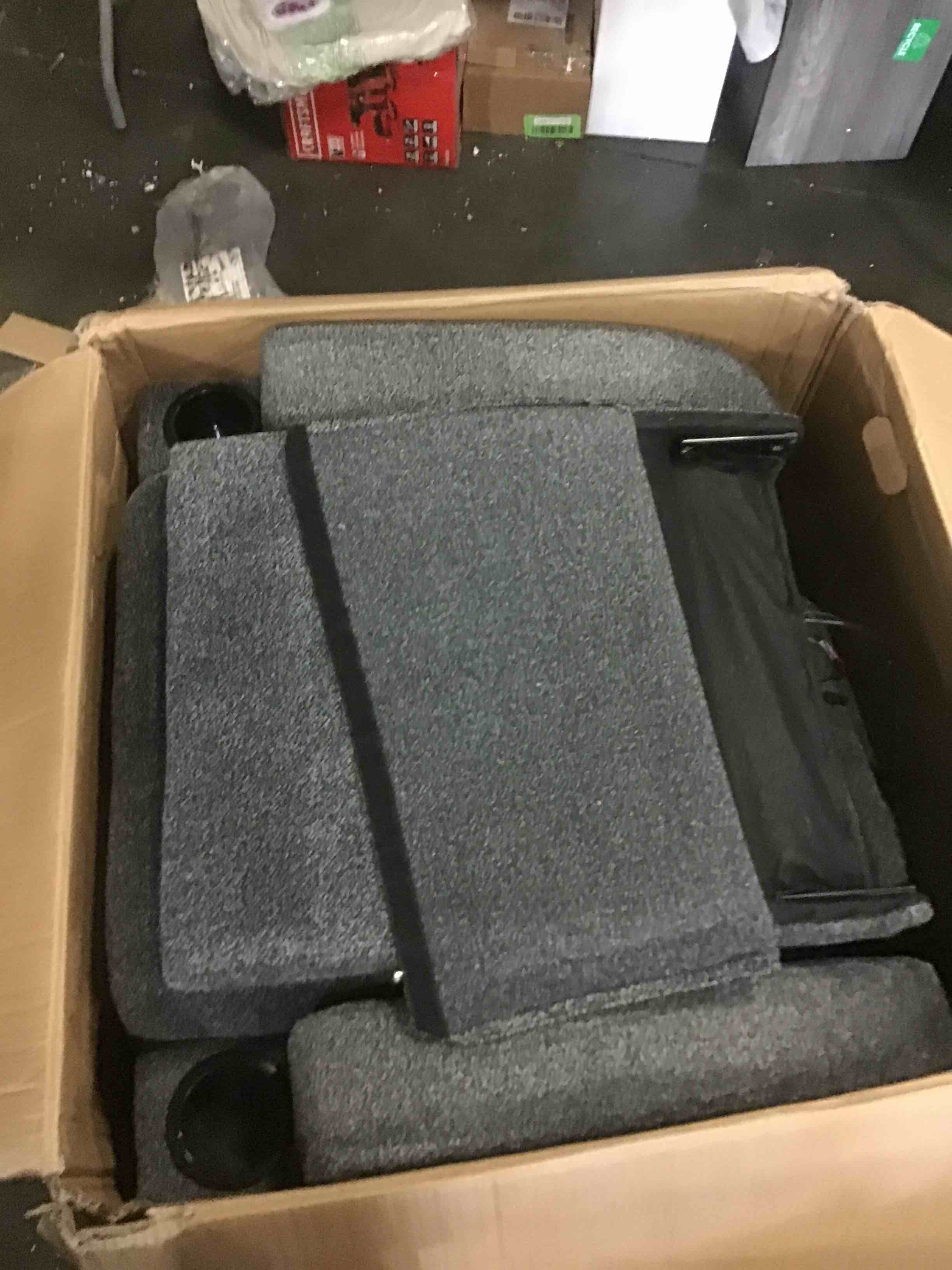 https://s3.amazonaws.com/lotting-images-prod/bidfta/GRN6732619_1729537576279.jpeg