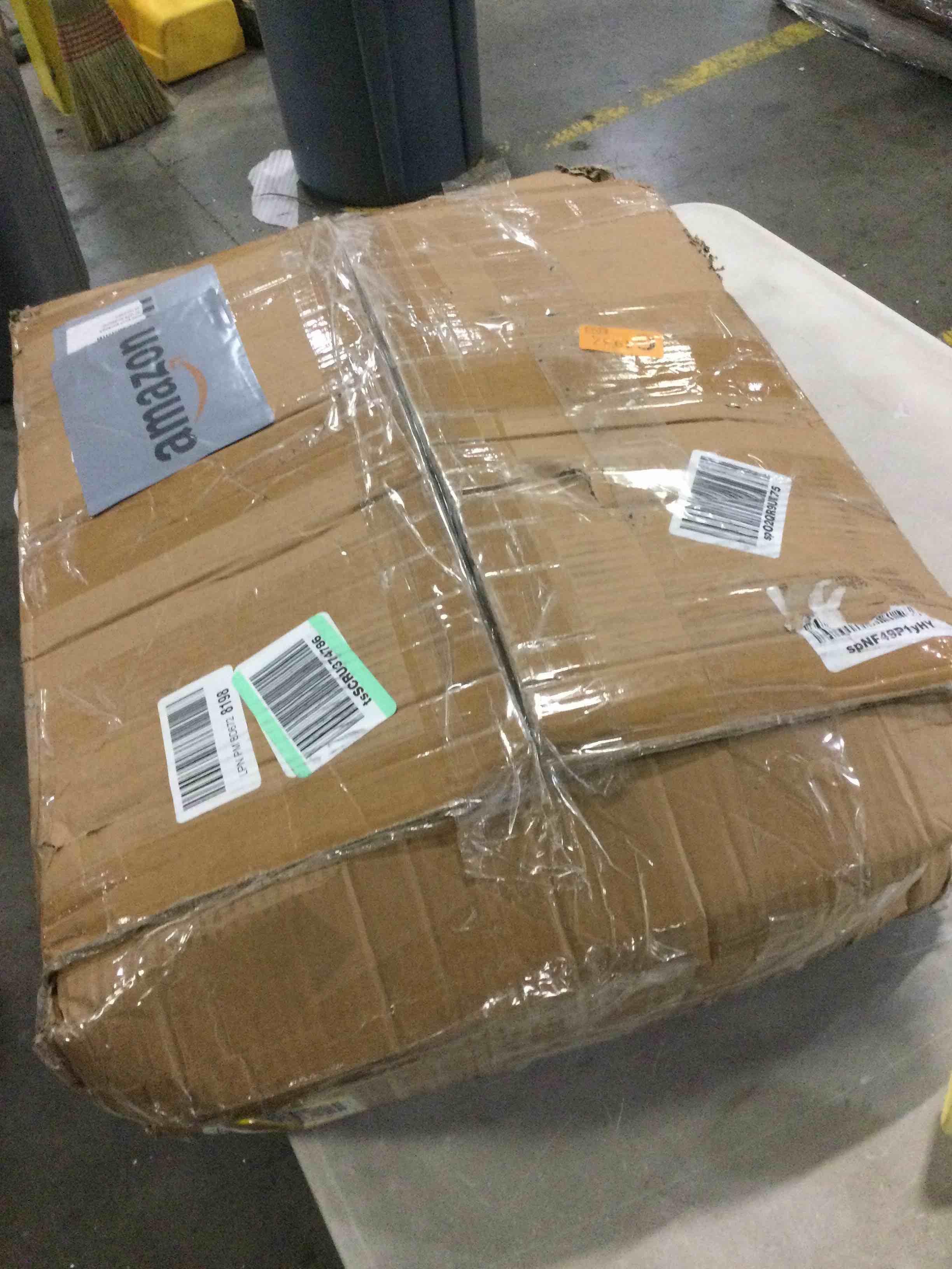 https://s3.amazonaws.com/lotting-images-prod/bidfta/GRN6733037_1730128152536.jpeg
