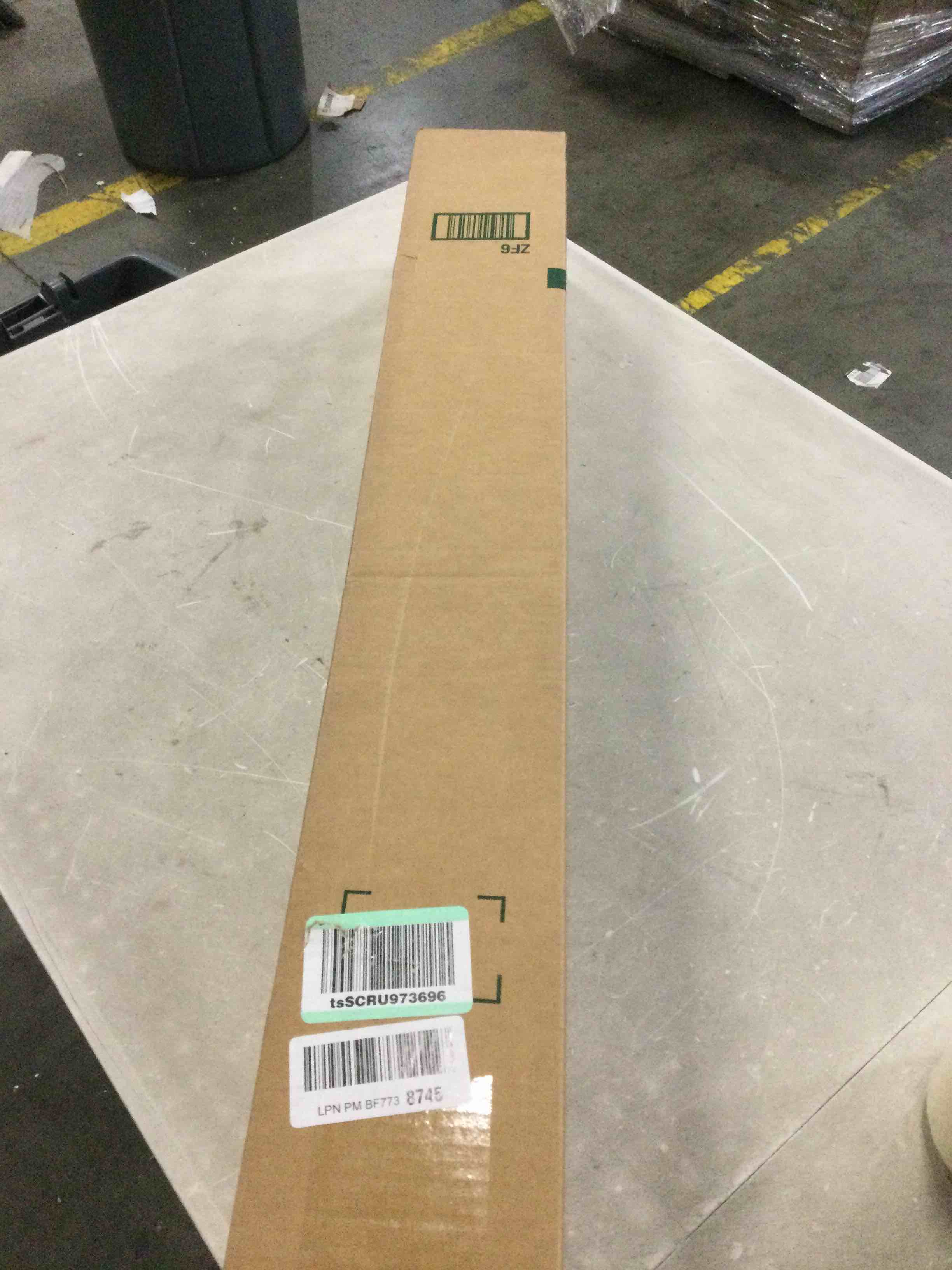 https://s3.amazonaws.com/lotting-images-prod/bidfta/GRN6733080_1730137383749.jpeg