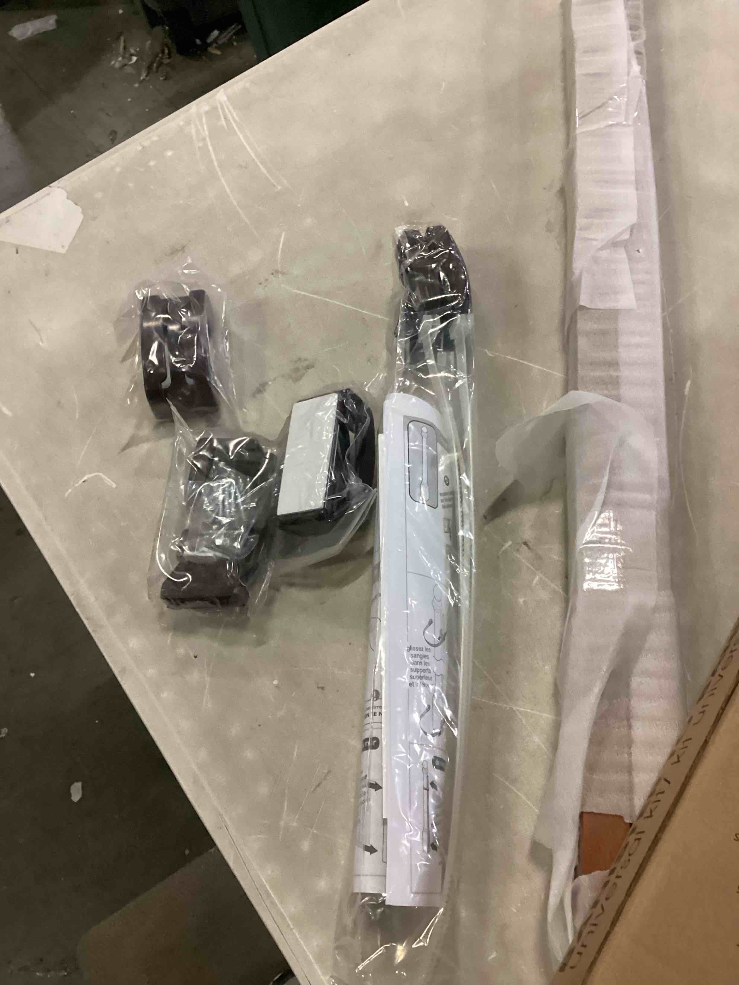 https://s3.amazonaws.com/lotting-images-prod/bidfta/GRN6733377_1730390319805.jpeg