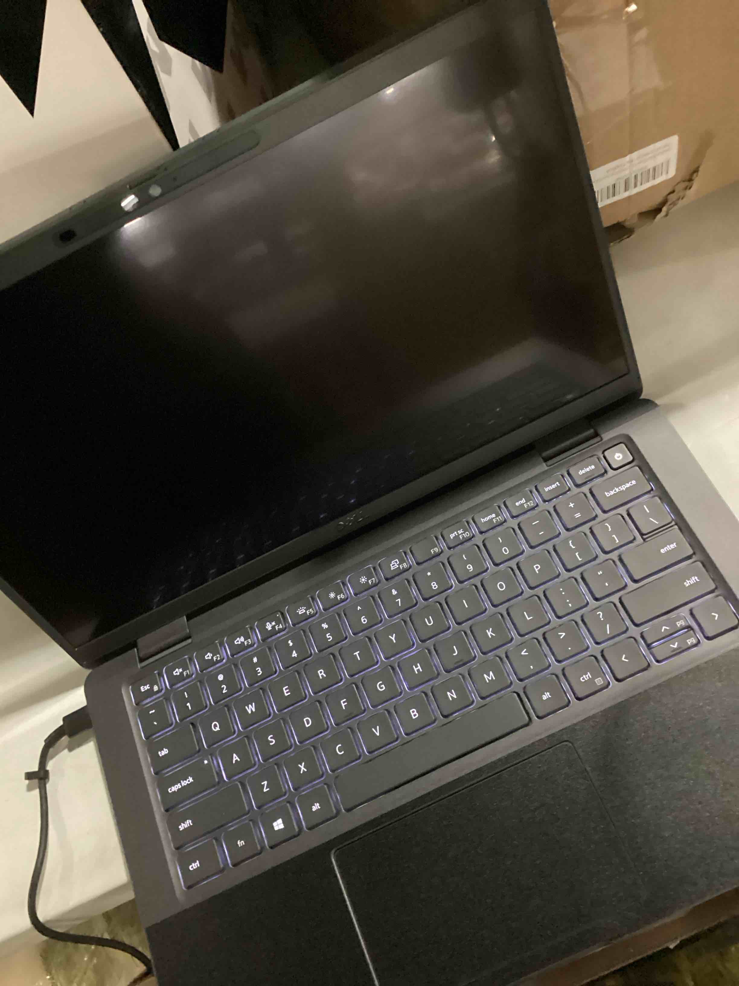 https://s3.amazonaws.com/lotting-images-prod/bidfta/GRN6733843_1730745791611.jpeg