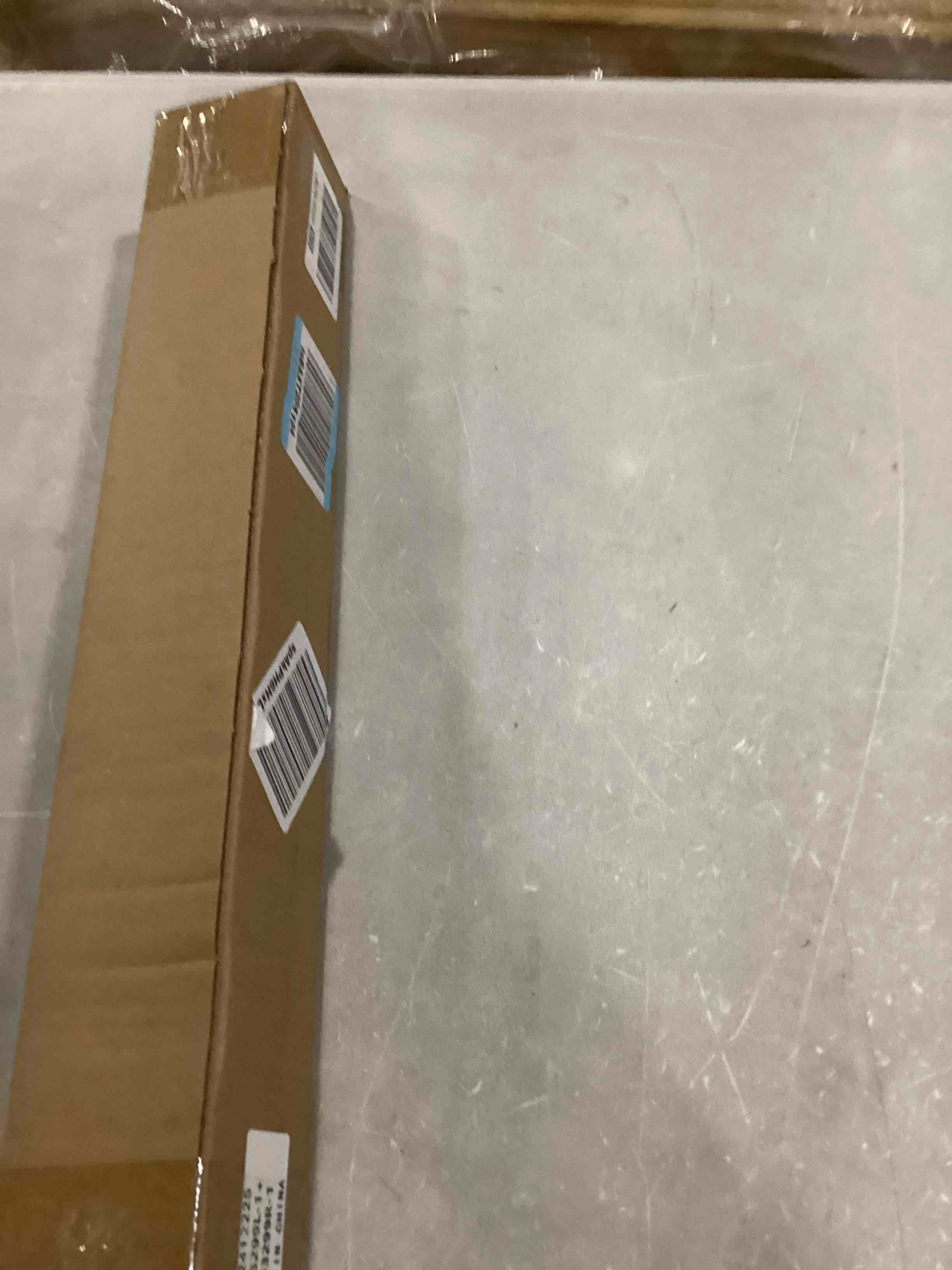 https://s3.amazonaws.com/lotting-images-prod/bidfta/GRN6734402_1729271236144.jpeg