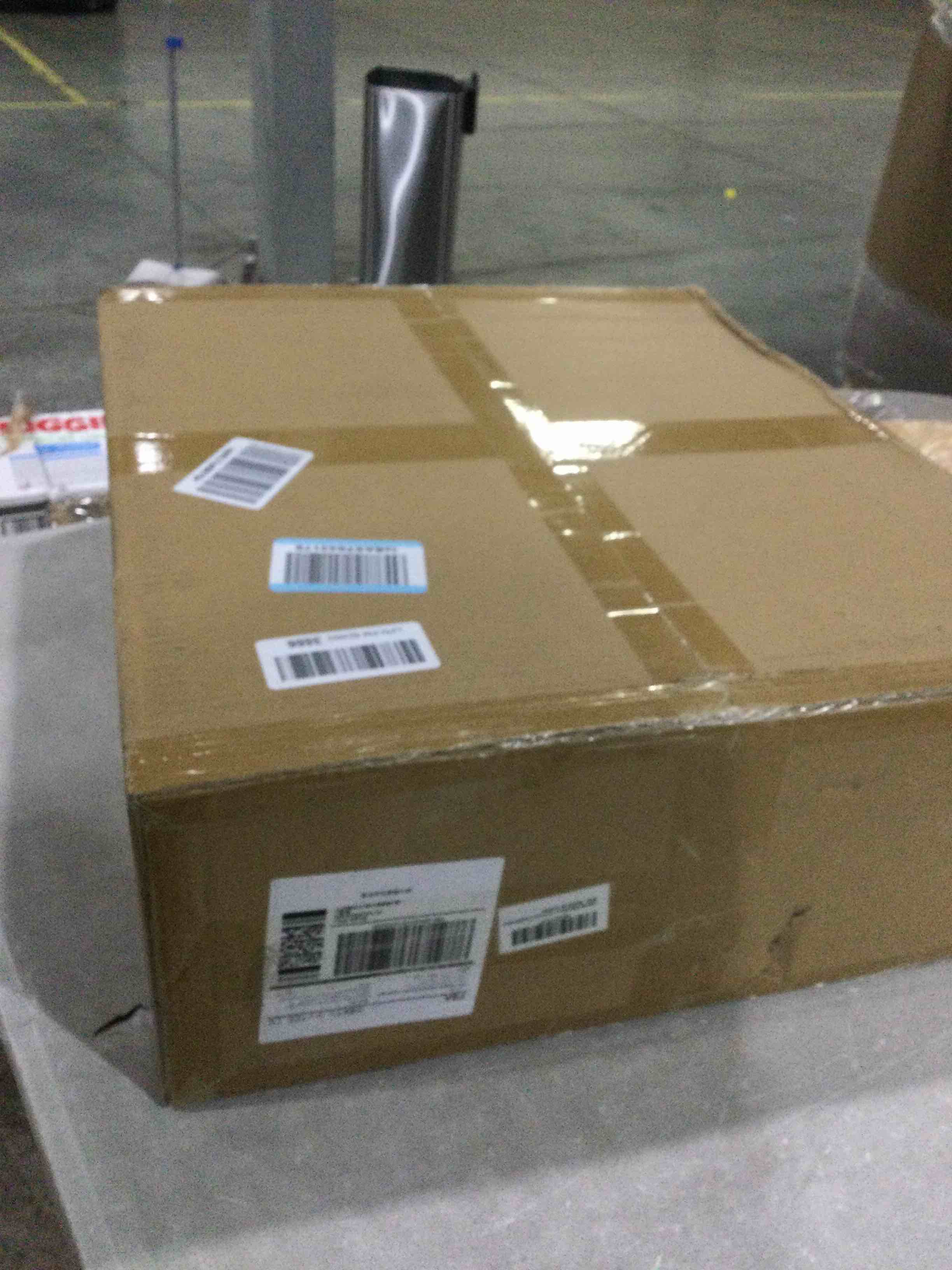 https://s3.amazonaws.com/lotting-images-prod/bidfta/GRN6734461_1729336215935.jpeg