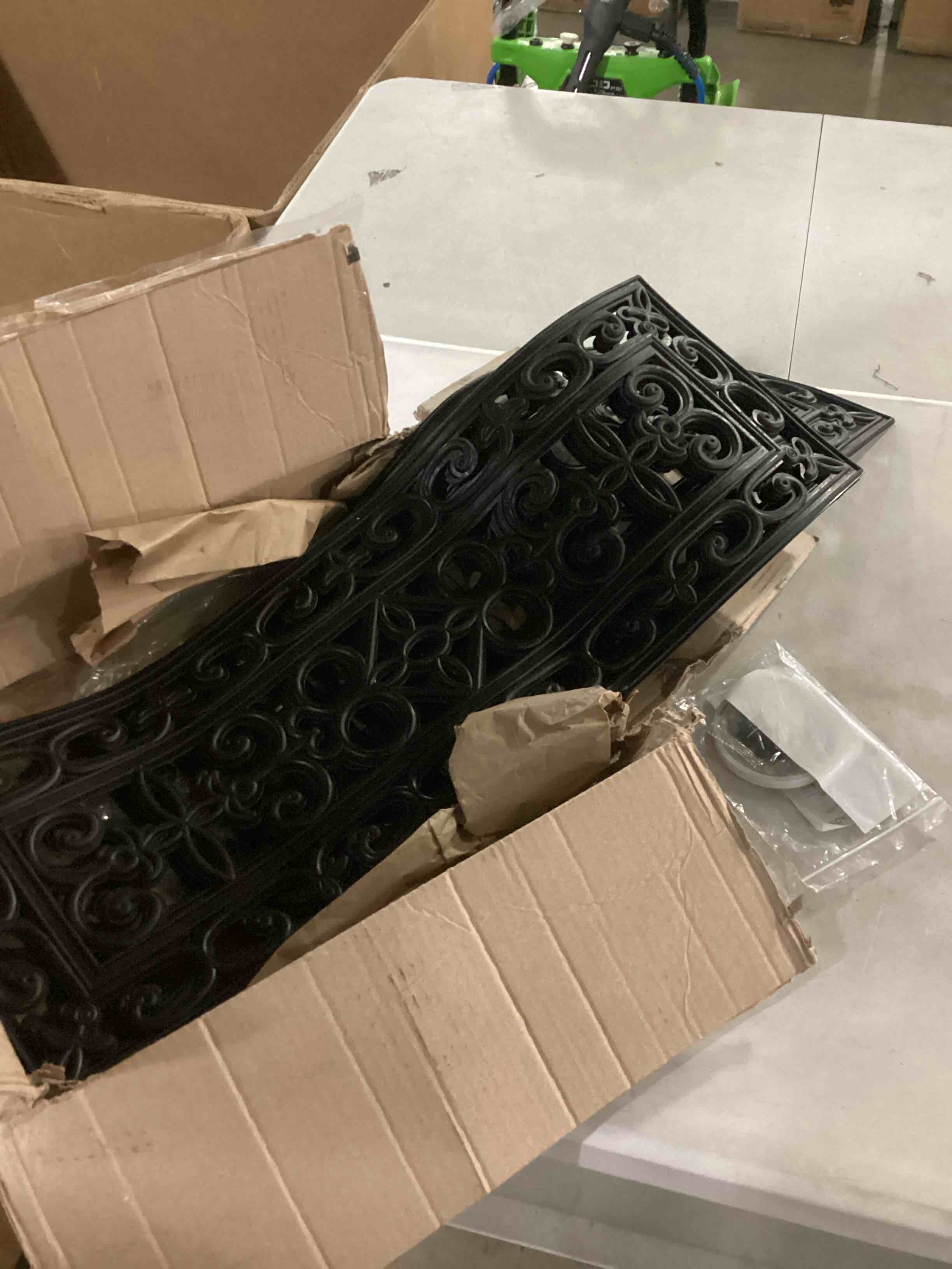 https://s3.amazonaws.com/lotting-images-prod/bidfta/GRN6735532_1729264366110.jpeg