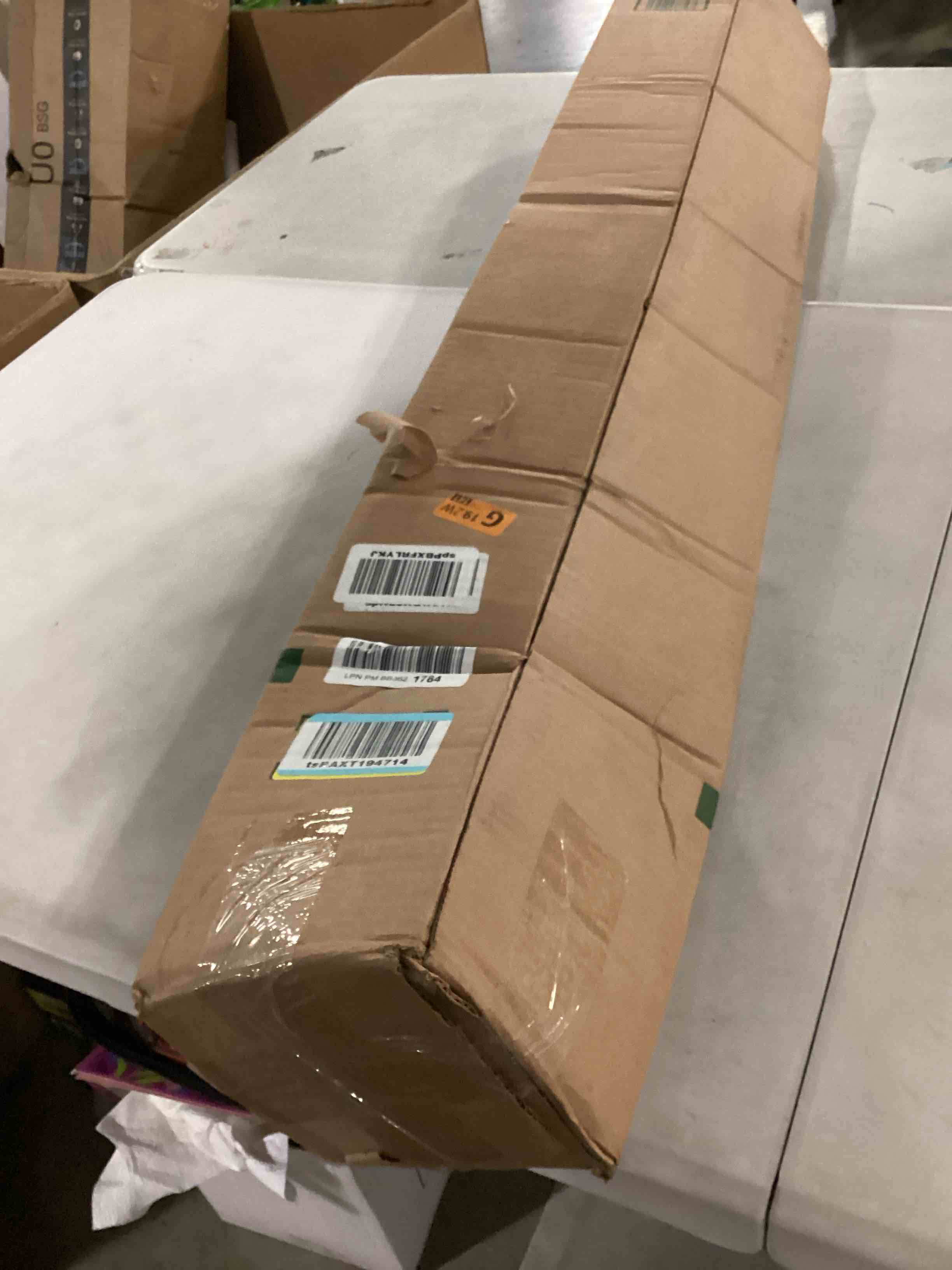 https://s3.amazonaws.com/lotting-images-prod/bidfta/GRN6735667_1729359778677.jpeg