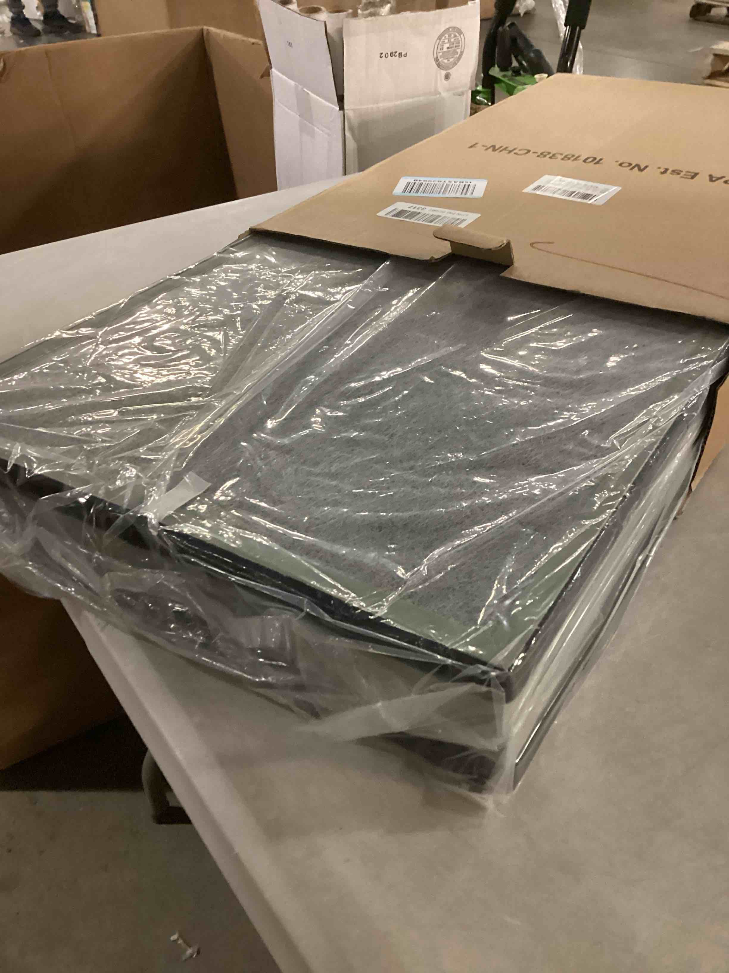 https://s3.amazonaws.com/lotting-images-prod/bidfta/GRN6736468_1730203686567.jpeg