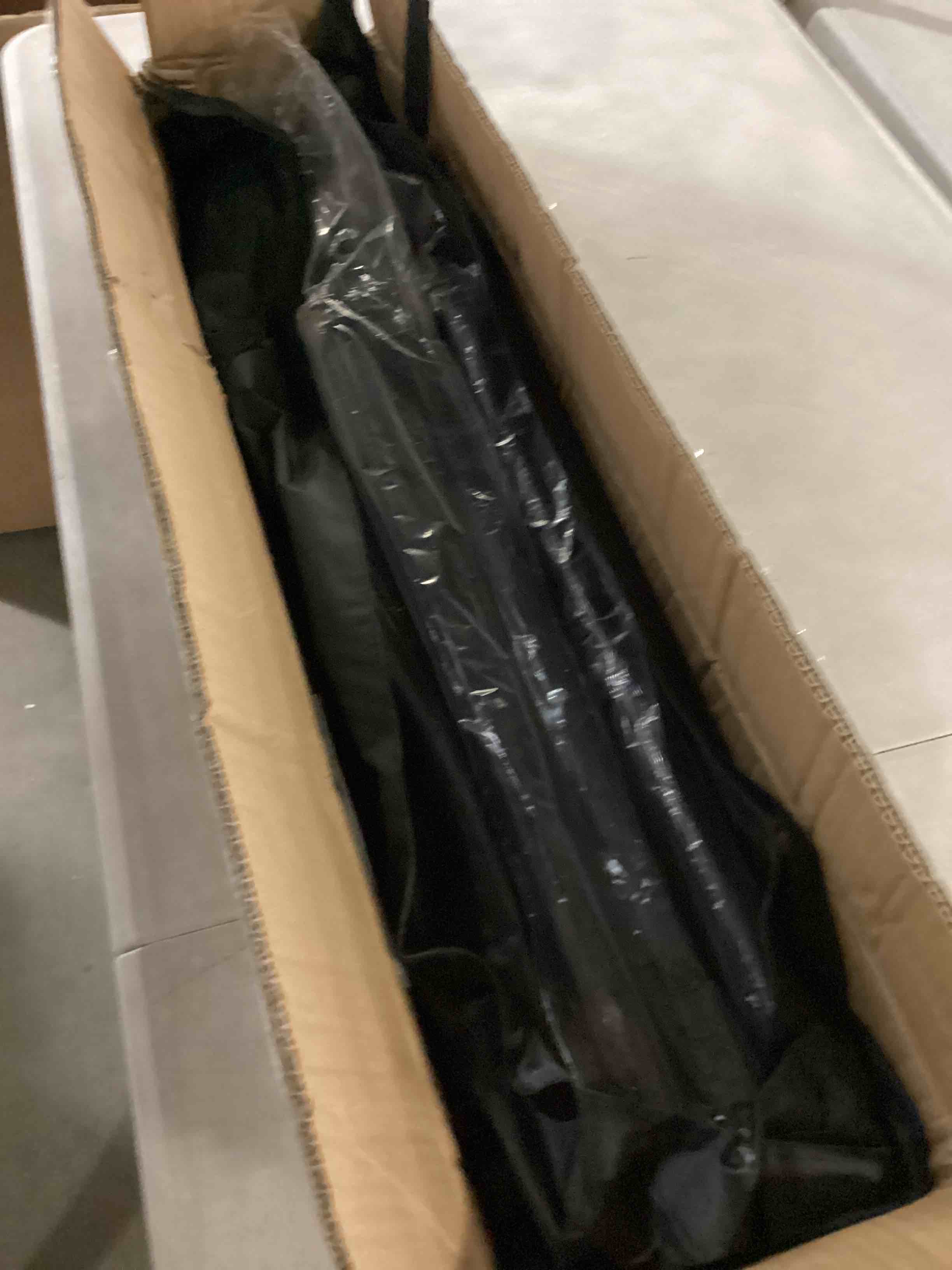 https://s3.amazonaws.com/lotting-images-prod/bidfta/GRN6736617_1730293029753.jpeg