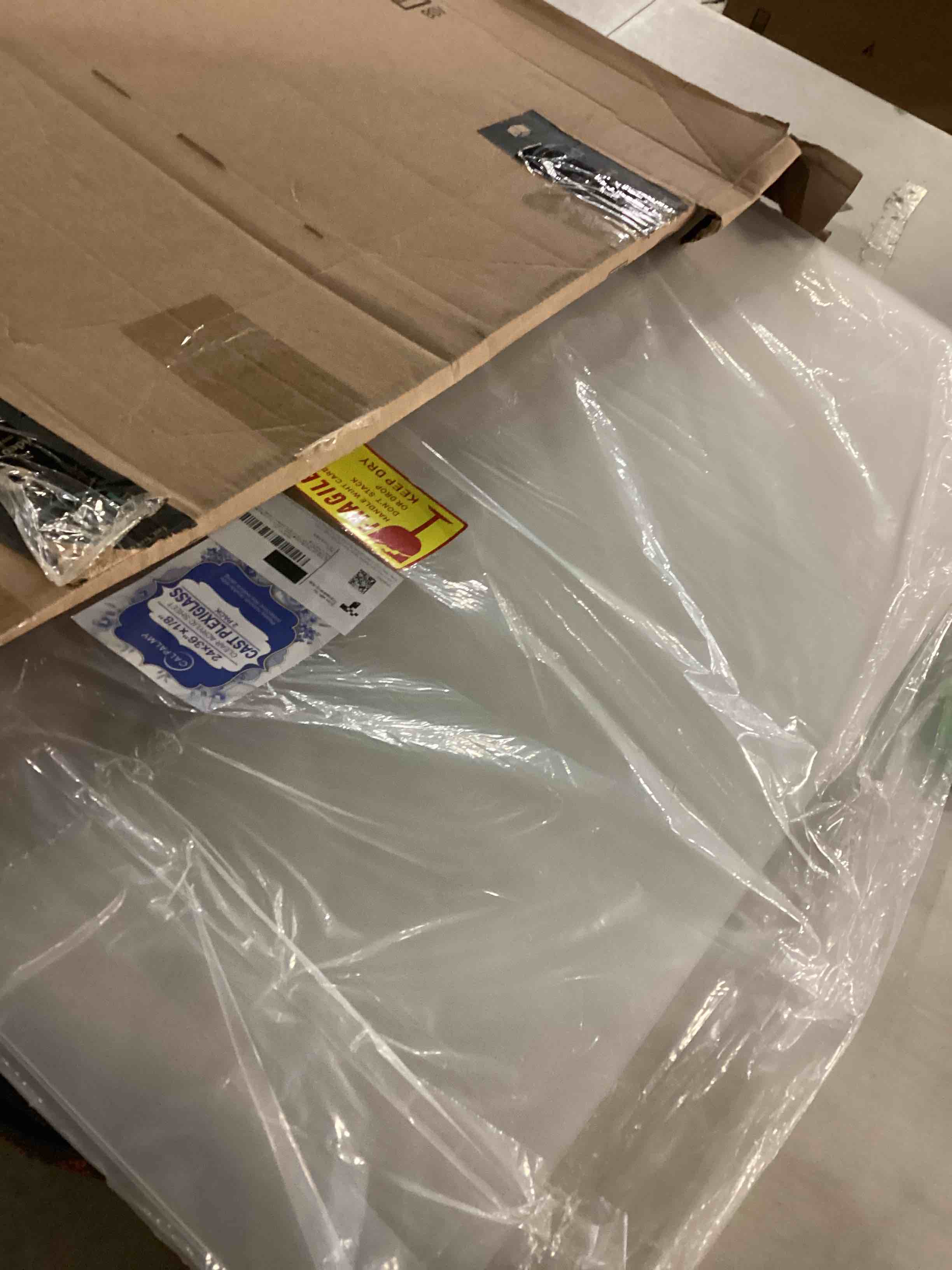 https://s3.amazonaws.com/lotting-images-prod/bidfta/GRN6736771_1730376798835.jpeg