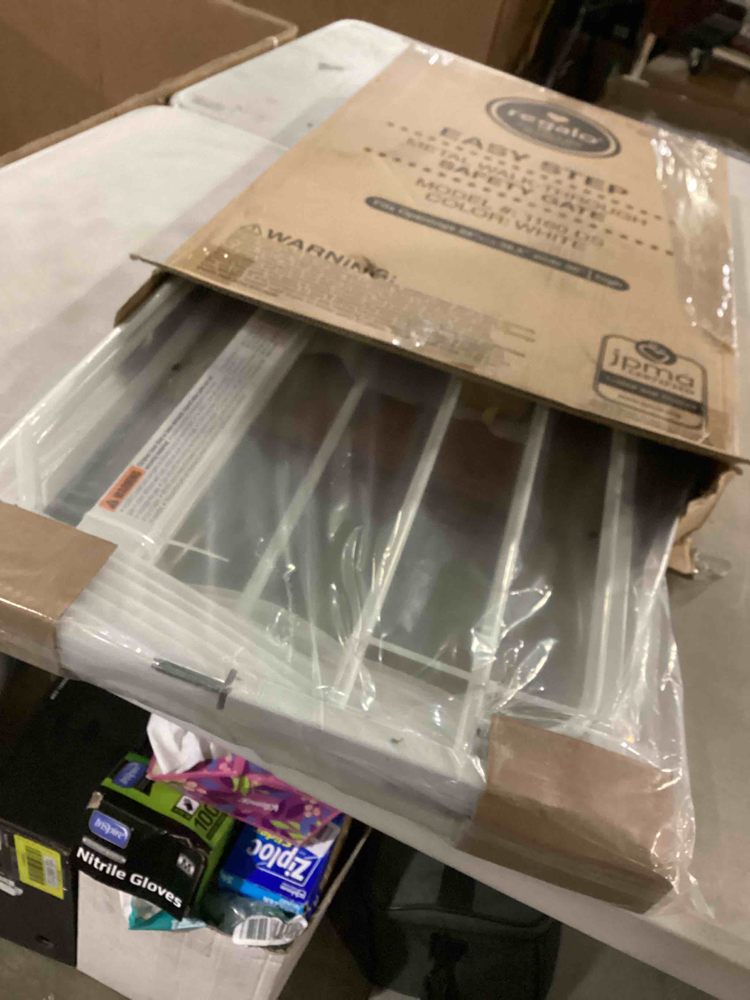 https://s3.amazonaws.com/lotting-images-prod/bidfta/GRN6736913_1730459327885.jpeg