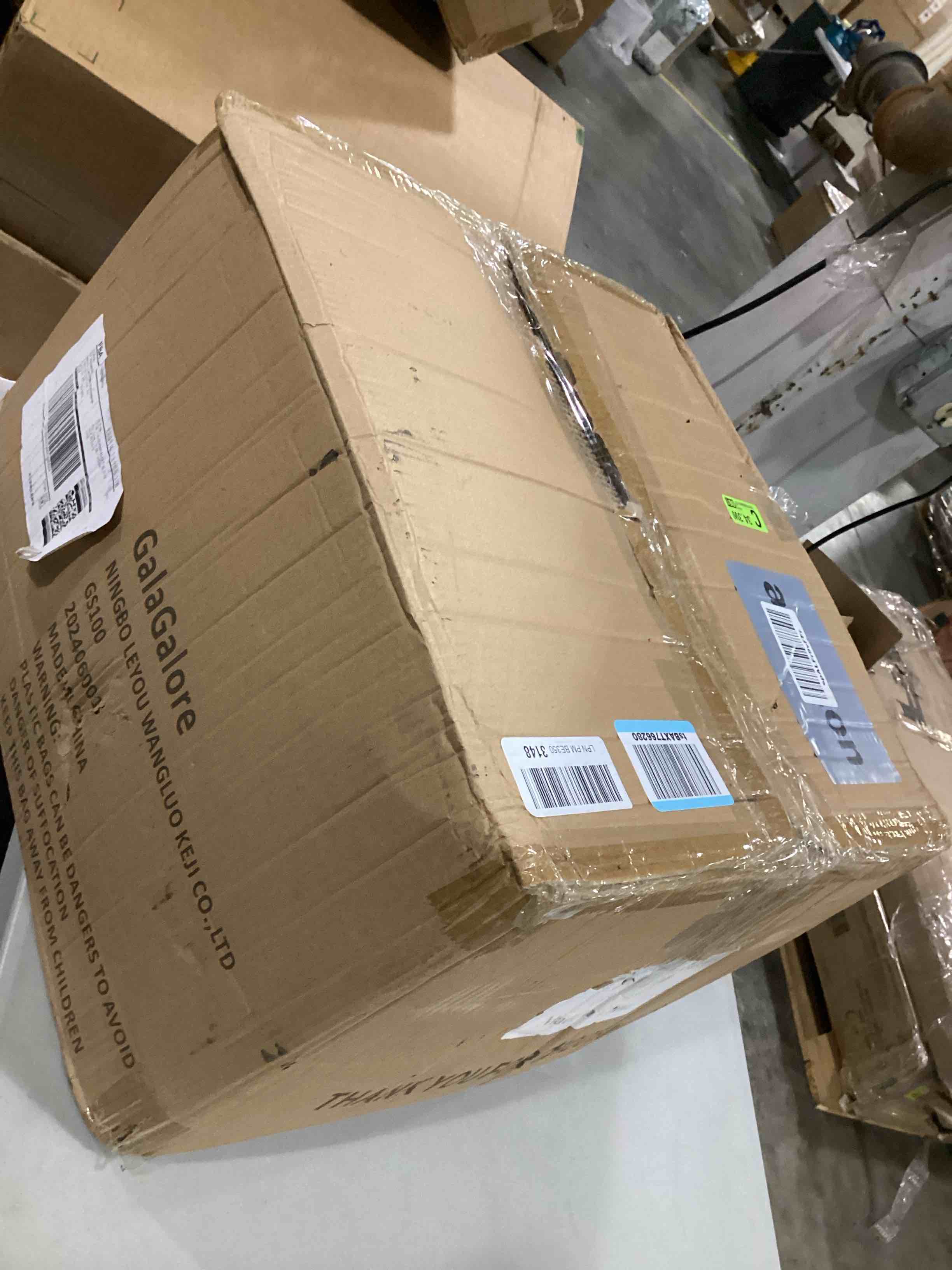 https://s3.amazonaws.com/lotting-images-prod/bidfta/GRN6737626_1729597226847.jpeg