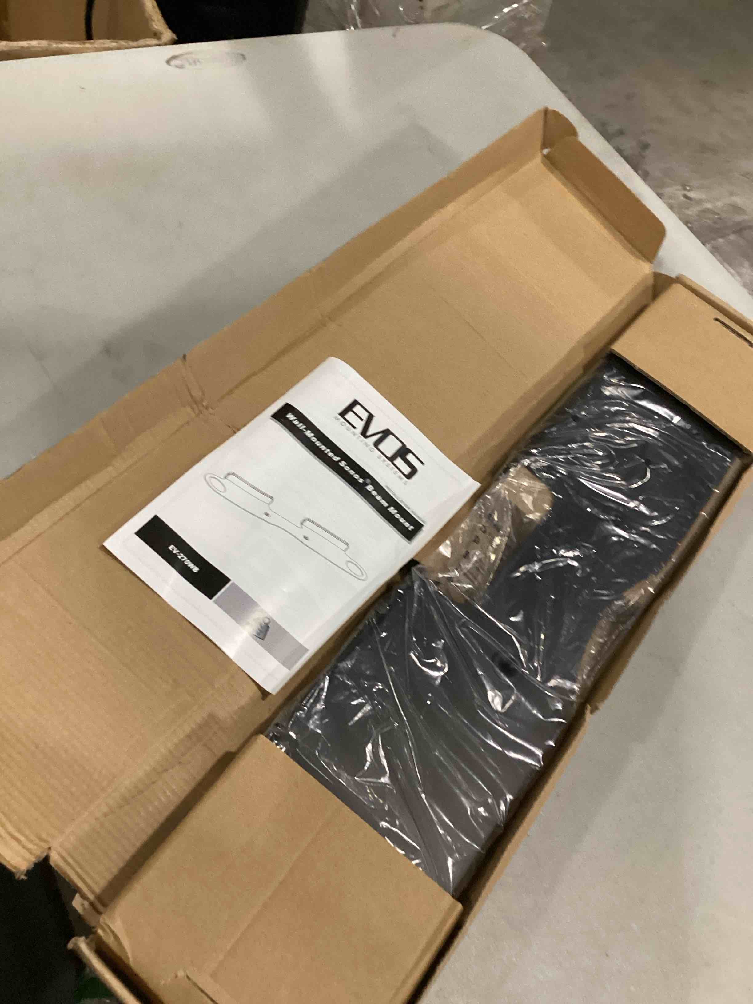 https://s3.amazonaws.com/lotting-images-prod/bidfta/GRN6737888_1729696252364.jpeg
