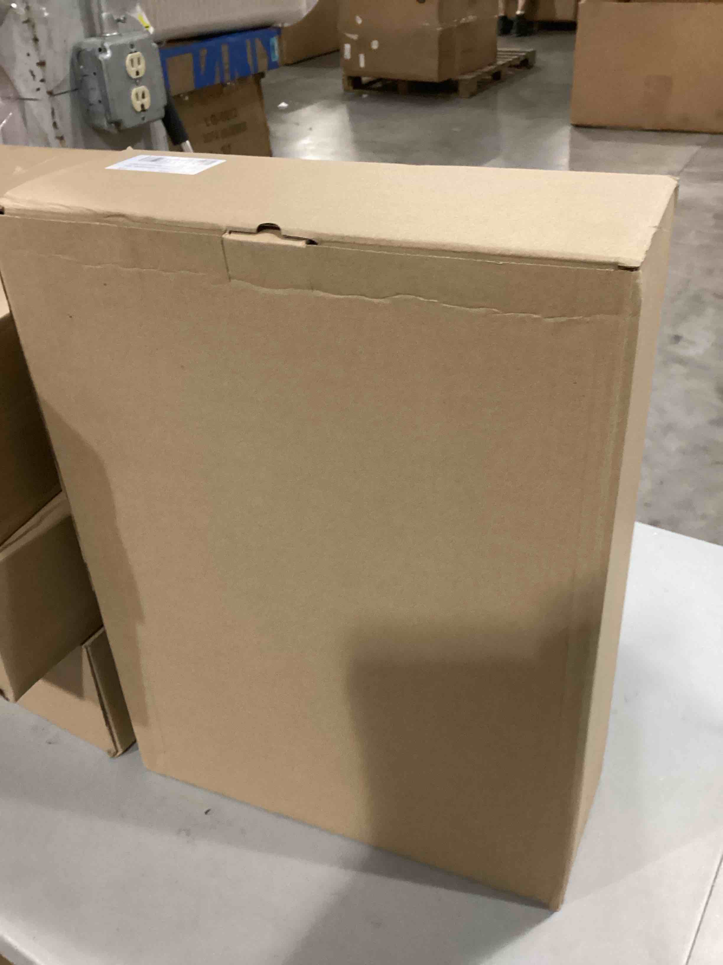 https://s3.amazonaws.com/lotting-images-prod/bidfta/GRN6737983_1729771253626.jpeg