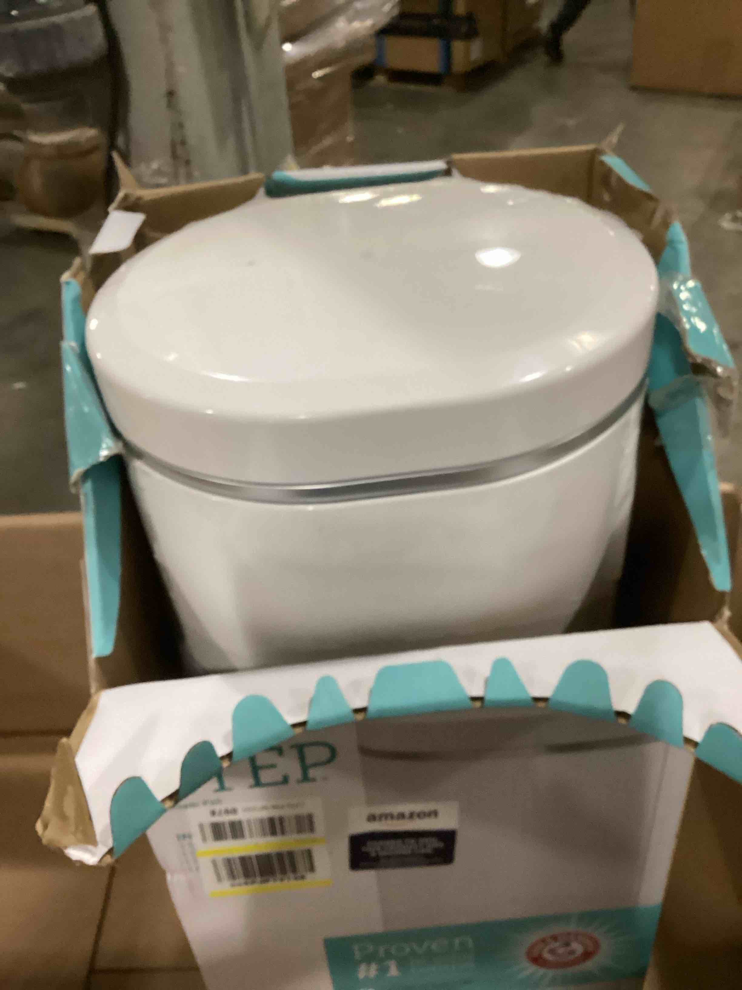 https://s3.amazonaws.com/lotting-images-prod/bidfta/GRN6738048_1729782535266.jpeg