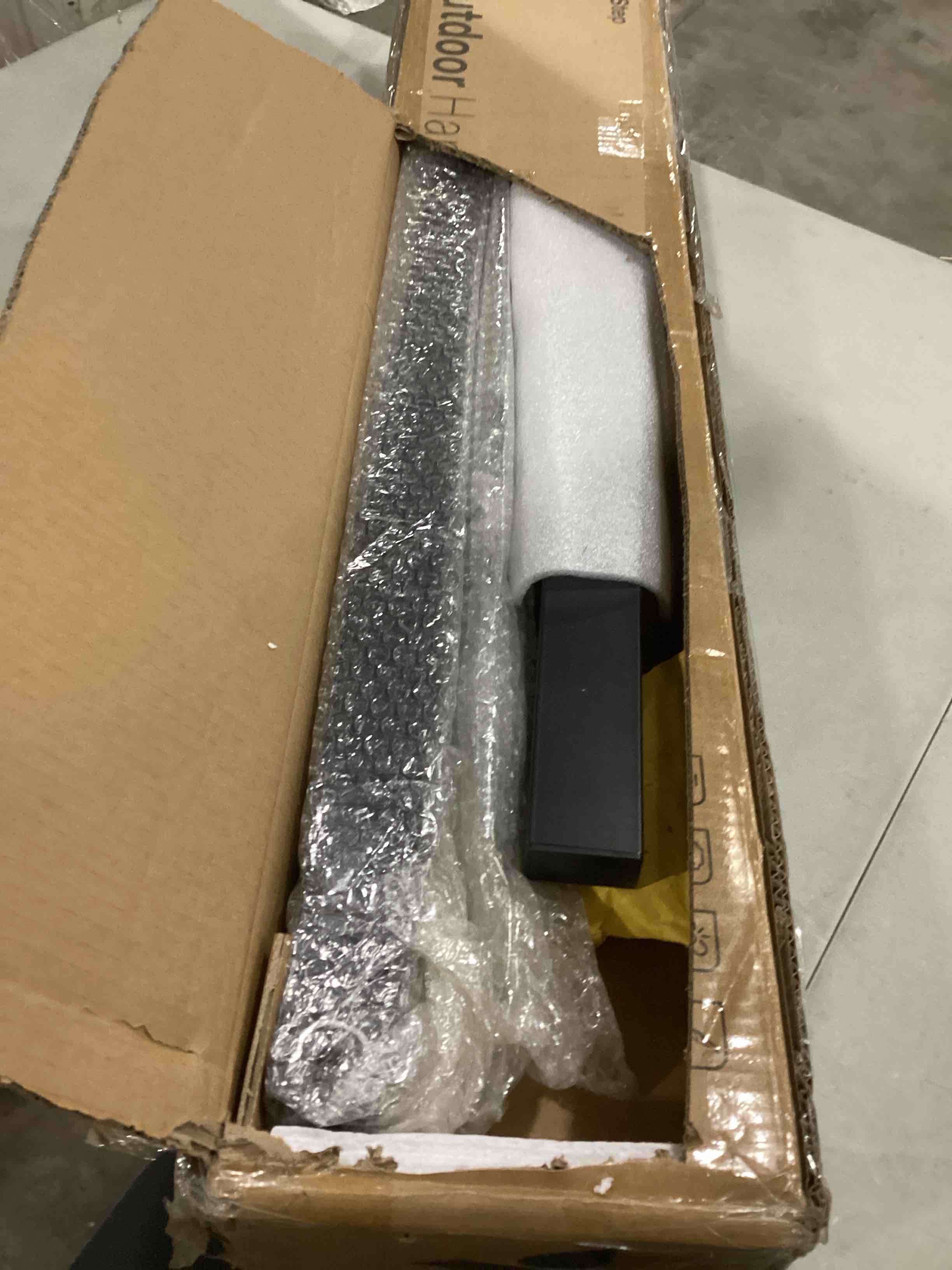 https://s3.amazonaws.com/lotting-images-prod/bidfta/GRN6738078_1729789748522.jpeg