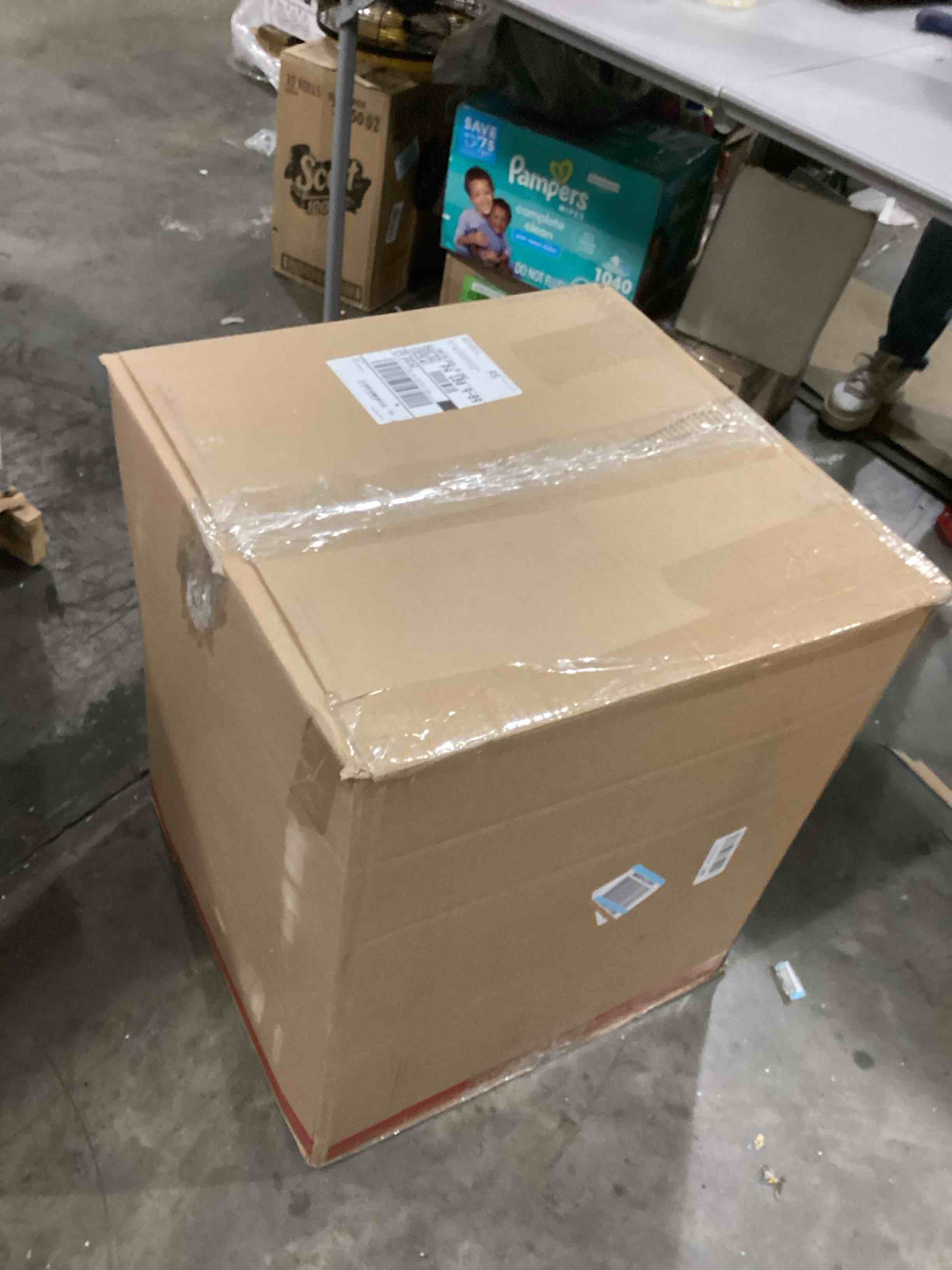 https://s3.amazonaws.com/lotting-images-prod/bidfta/GRN6738120_1729796280051.jpeg